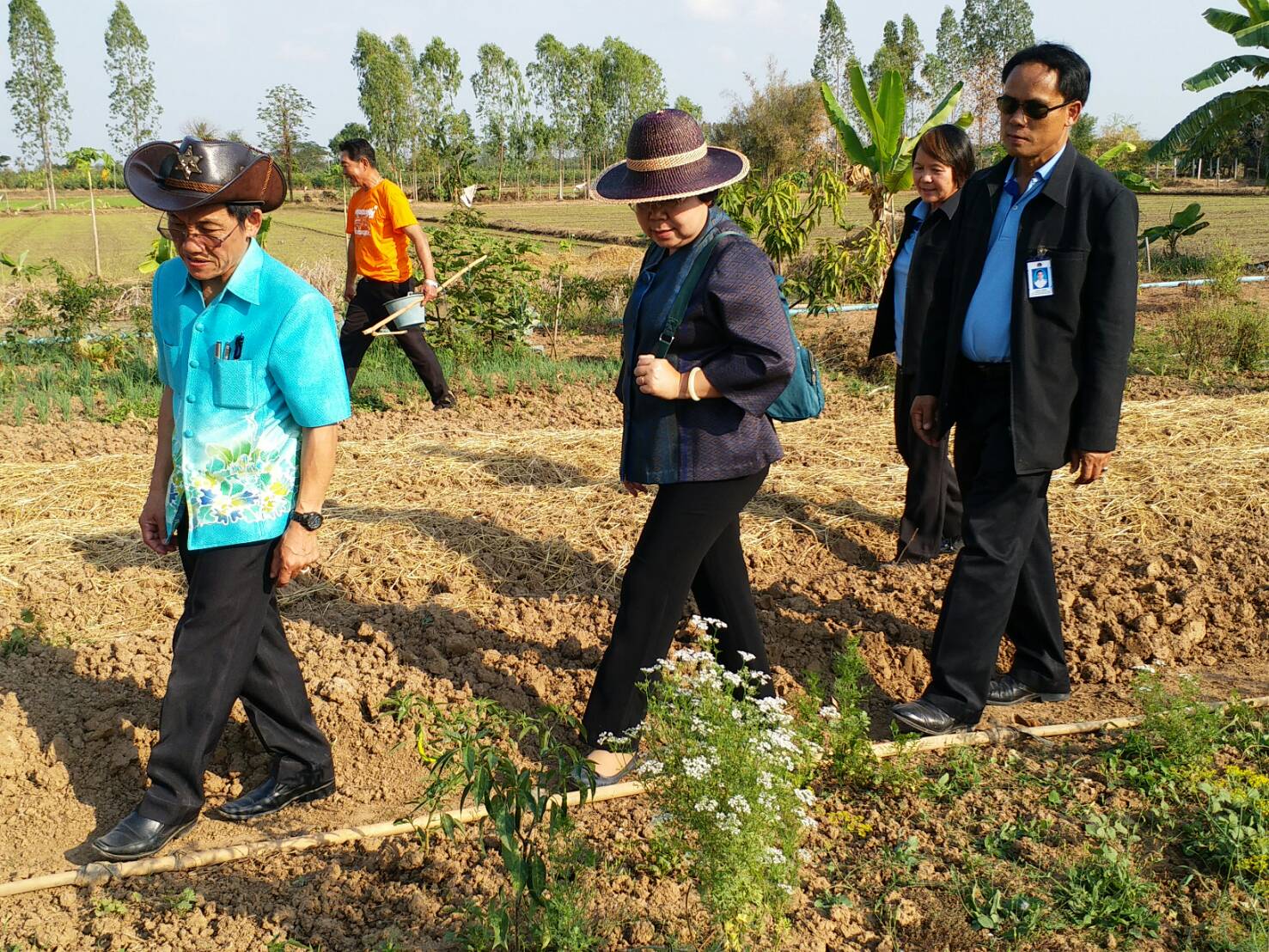 เขตตรวจราชการที่ 12 ลงพื้นที่ จ.ขอนแก่น ติดตามการดำเนินงานสัมมาชีพชุมชน