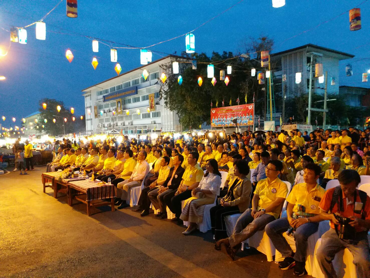 พัฒนาการจังหวัดขอนแก่น ร่วมเปิดงาน ครบรอบ 8 มนต์เสน่ห์  กับ 8 ปี ถนนคนเดินจังหวัดขอนแก่น