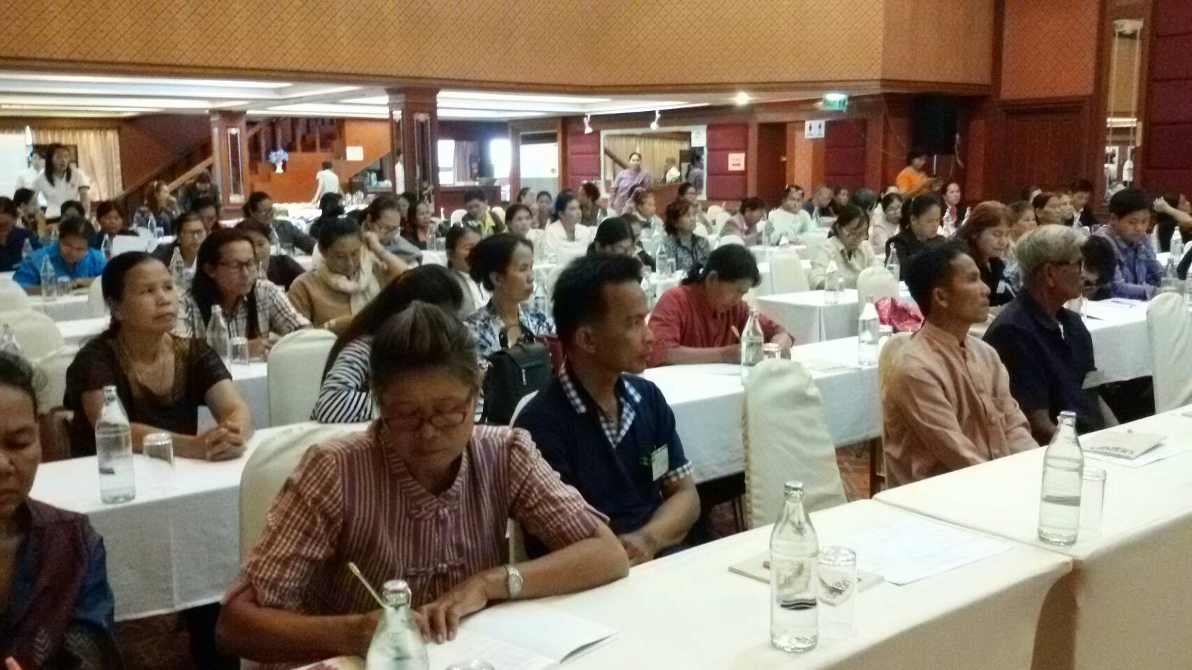 พช.ขอนแก่น ประชุมเชิงปฏิบัติการการให้ความรู้ในการพัฒนายกระดับ ผลิตภัณฑ์ OTOP แยกตามCluster รุ่นที่ 3  ตามโครงการเพิ่มศักยภาพการค้าการลงทุนตามแนวเขตชายแดนและเชื่อมโยง ระเบียงเศรษฐกิจอนุภาคลุ่มน้ำโขง ปีงบประมาณ พ.ศ.2561