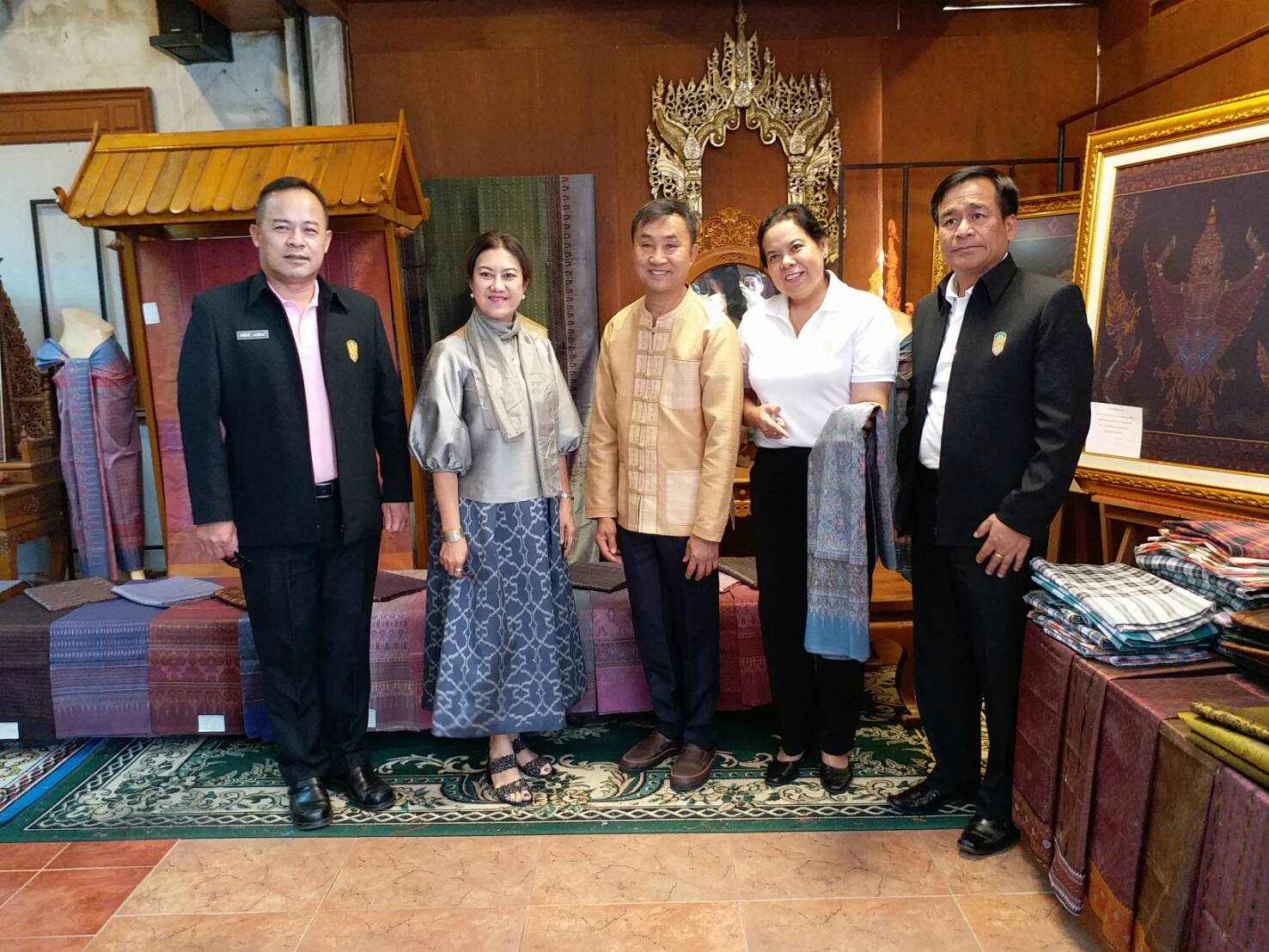 พัฒนาการจังหวัดขอนแก่นให้การต้อนรับ  นักศึกษาหลักสูตรการป้องกันราชอาณาจักร (วปอ.) รุ่นที่ 60