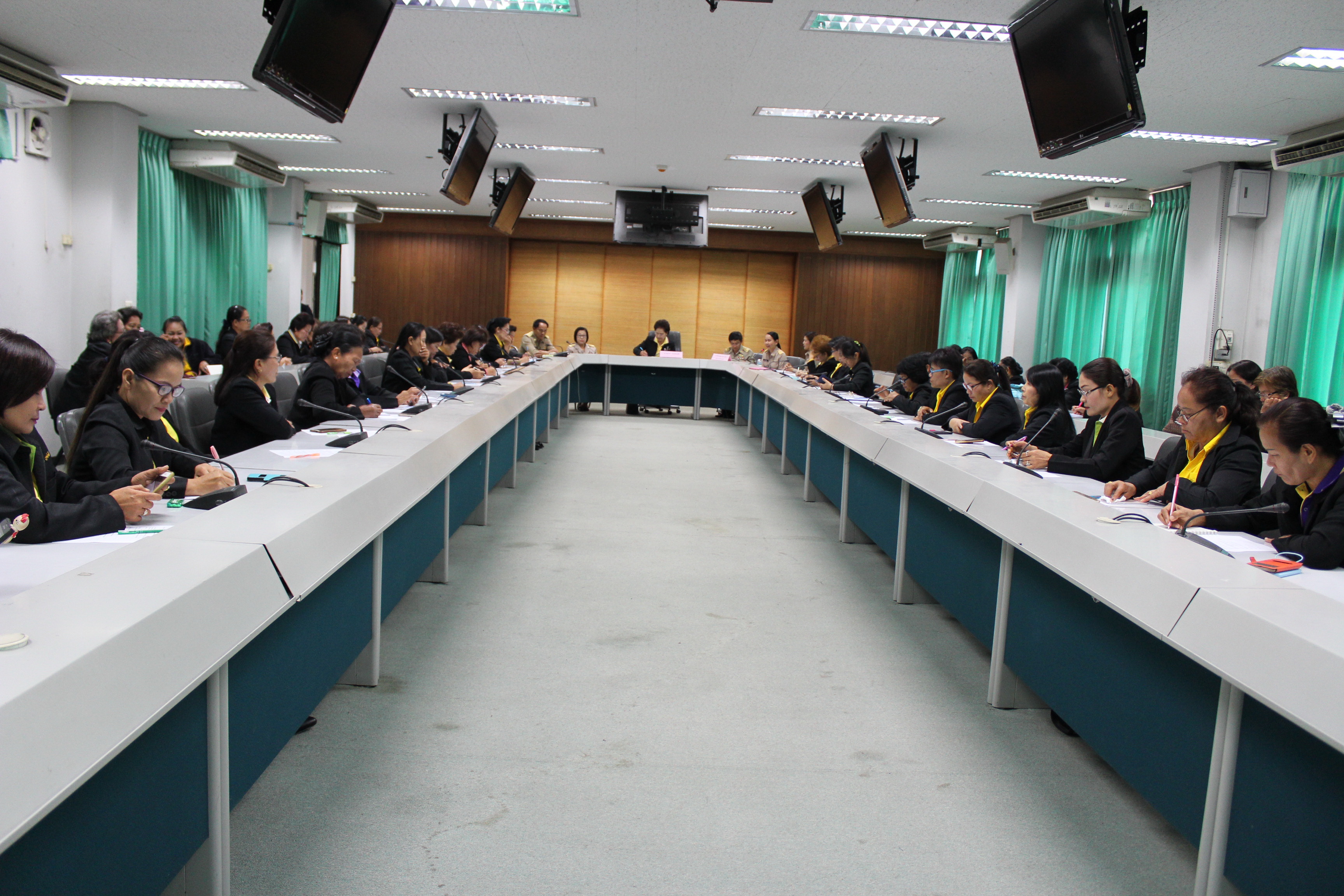ขอนแก่น ประชุมคณะกรรมการพัฒนาสตรี      จังหวัดขอนแก่น (กพสจ.)  ครั้งที่ 2/2561