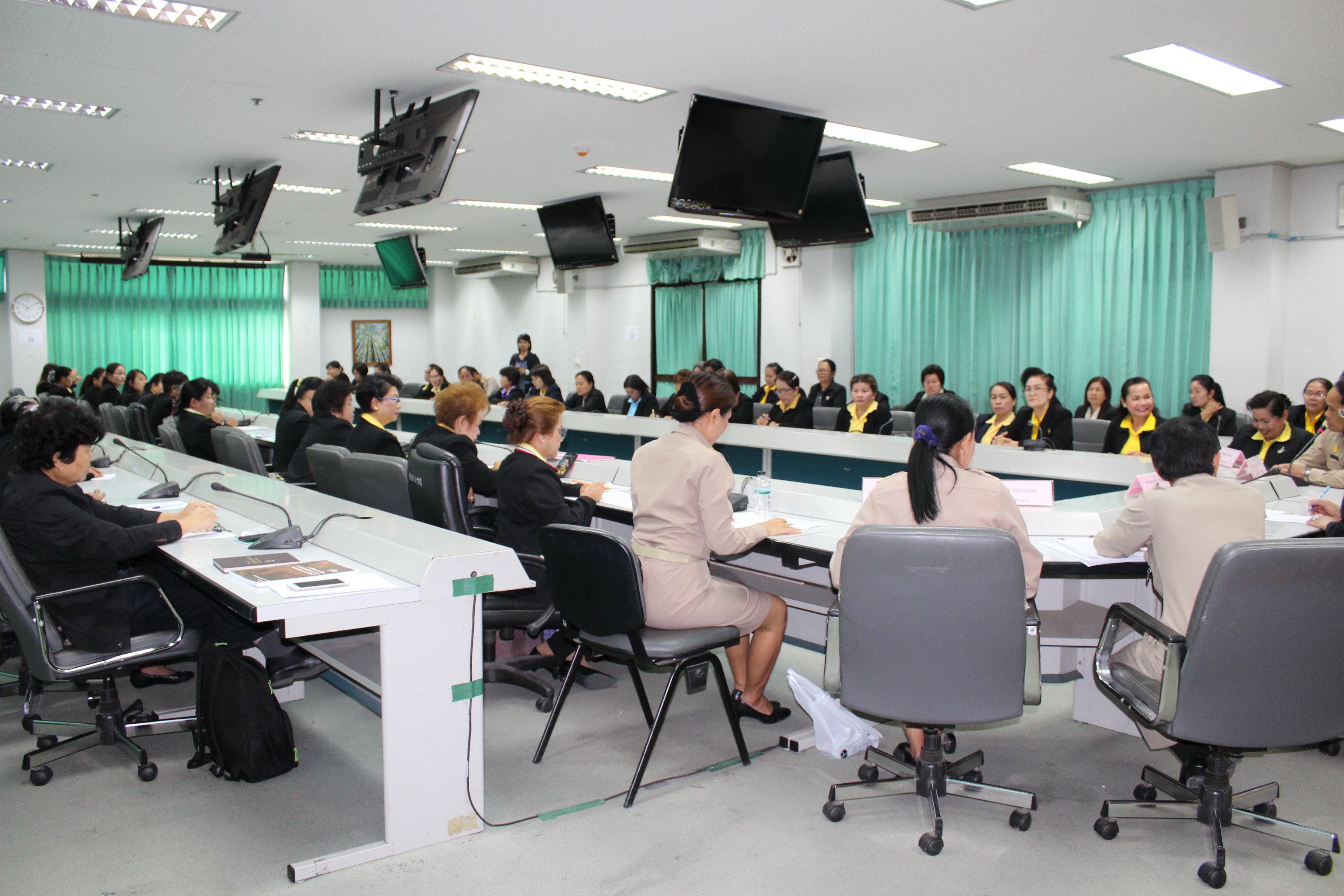 ขอนแก่น ประชุมคณะกรรมการพัฒนาสตรี      จังหวัดขอนแก่น (กพสจ.)  ครั้งที่ 2/2561