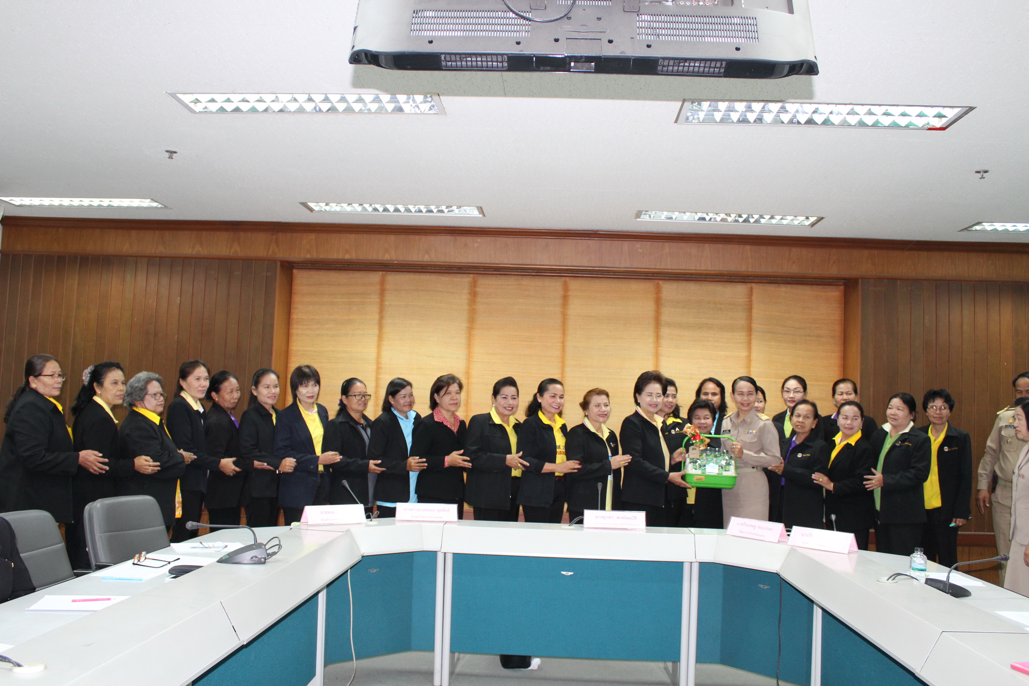 ขอนแก่น ประชุมคณะกรรมการพัฒนาสตรี      จังหวัดขอนแก่น (กพสจ.)  ครั้งที่ 2/2561