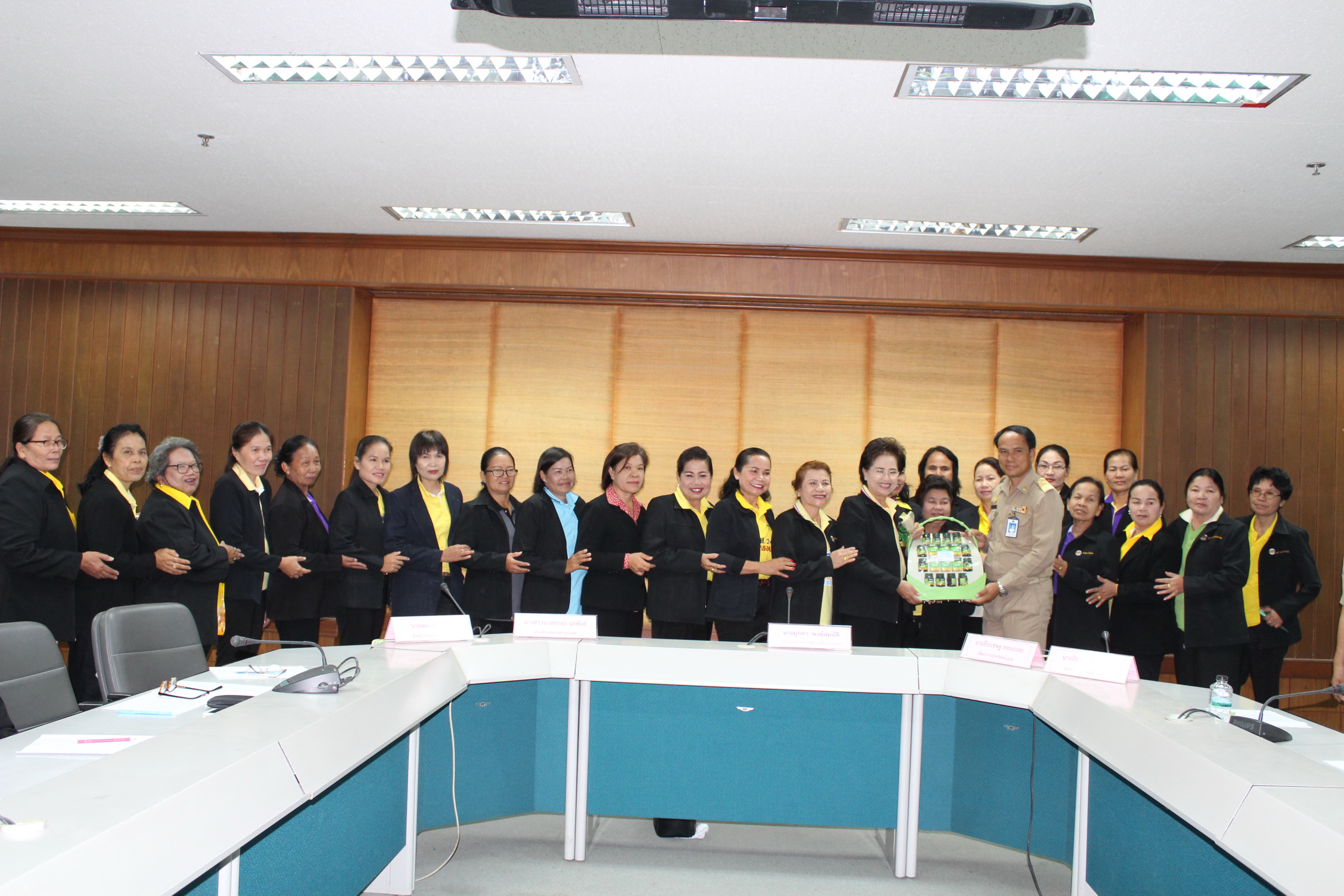 ขอนแก่น ประชุมคณะกรรมการพัฒนาสตรี      จังหวัดขอนแก่น (กพสจ.)  ครั้งที่ 2/2561