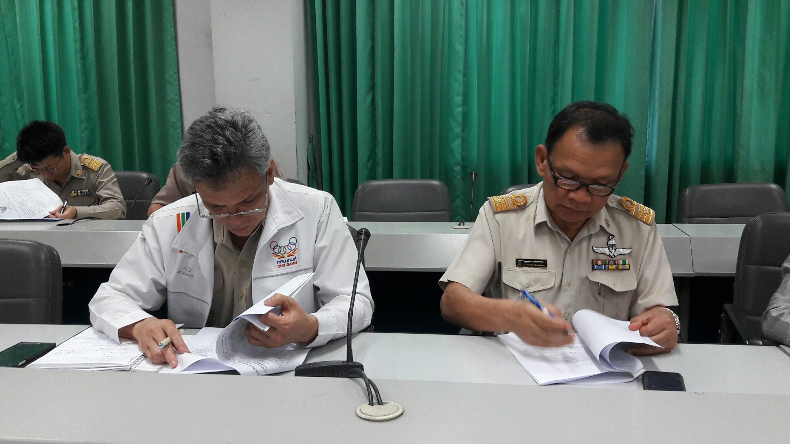 หัวหน้ากลุ่มงานยุทธศาสตร์การพัฒนาชุมชน    เข้าร่วมประชุมการขับเคลื่อนการพัฒนาประเทศตามโครงการไทยนิยม  ยั่งยืน  จังหวัดขอนแก่น