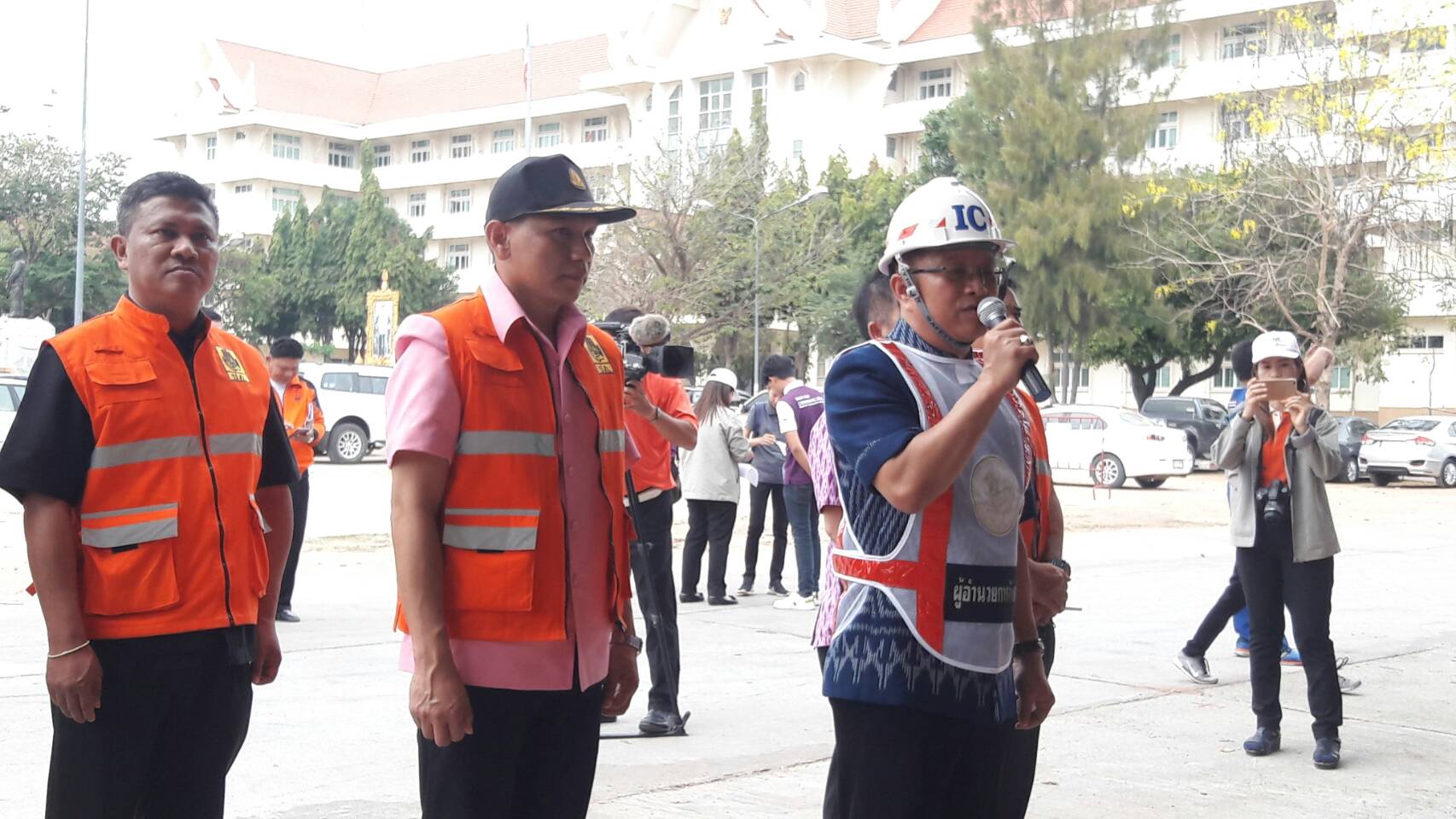 “พช.ขอนแก่น ร่วมฝึกซ้อมดับเพลงและฝึกซ้อมอพยพหนีไฟไหม”