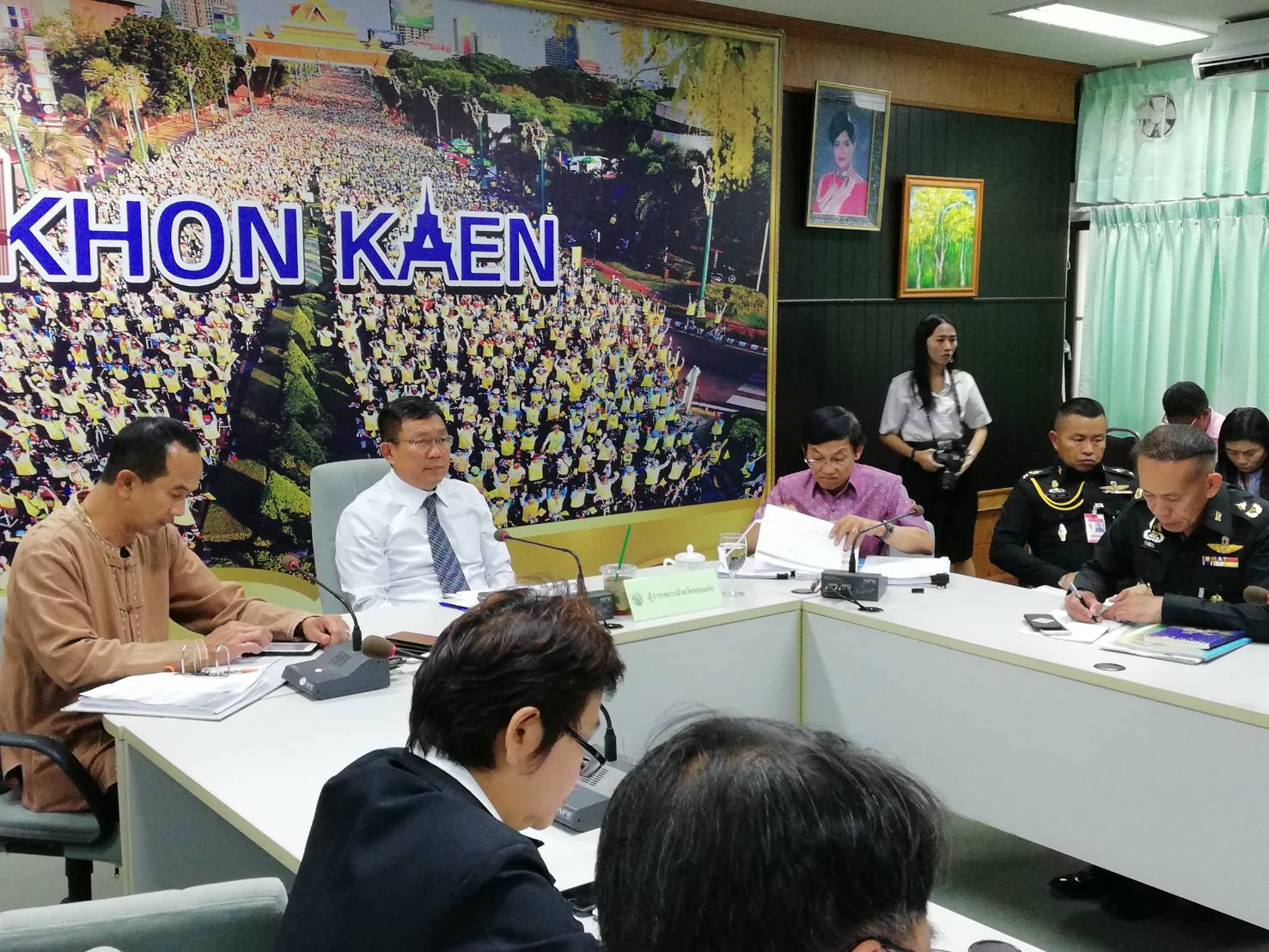 “ พัฒนาการจังหวัดขอนแก่น เข้าร่วมประชุมซักซ้อมแนวทางการขับเคลื่อนการพัฒนาประเทศตามโครงการไทยนิยม ยั่งยืน ผ่านระบบ Conference”