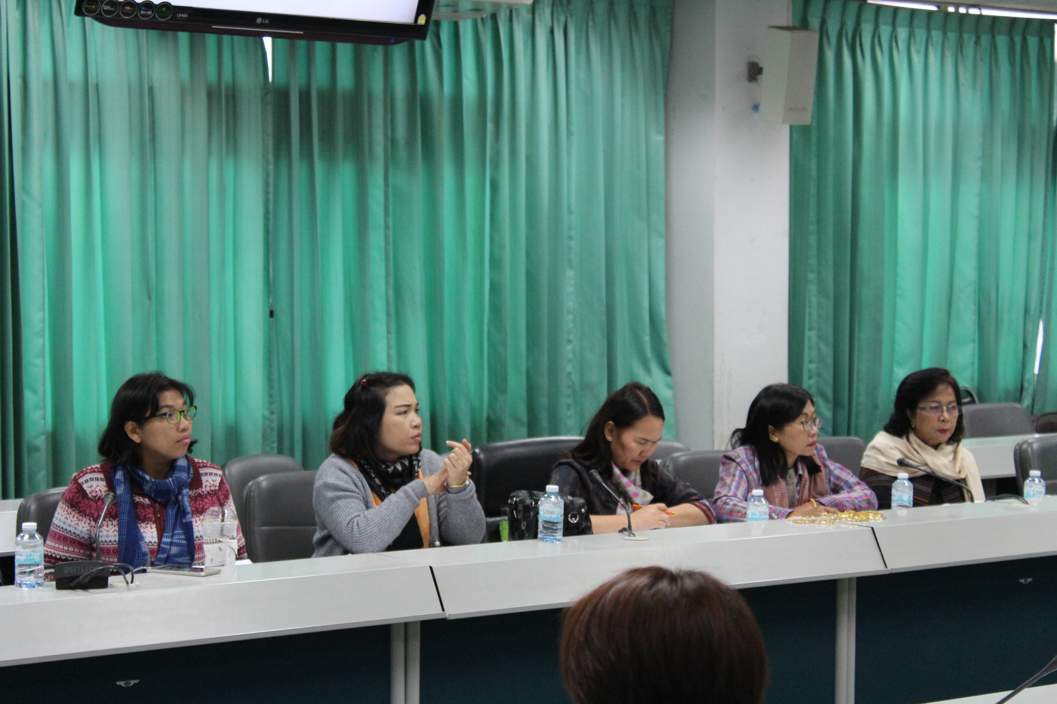 “ พัฒนาชุมชนขอนแก่นประชุมเจ้าหน้าที่ผู้รับผิดชอบงาน OTOP ระดับอำเภอ”