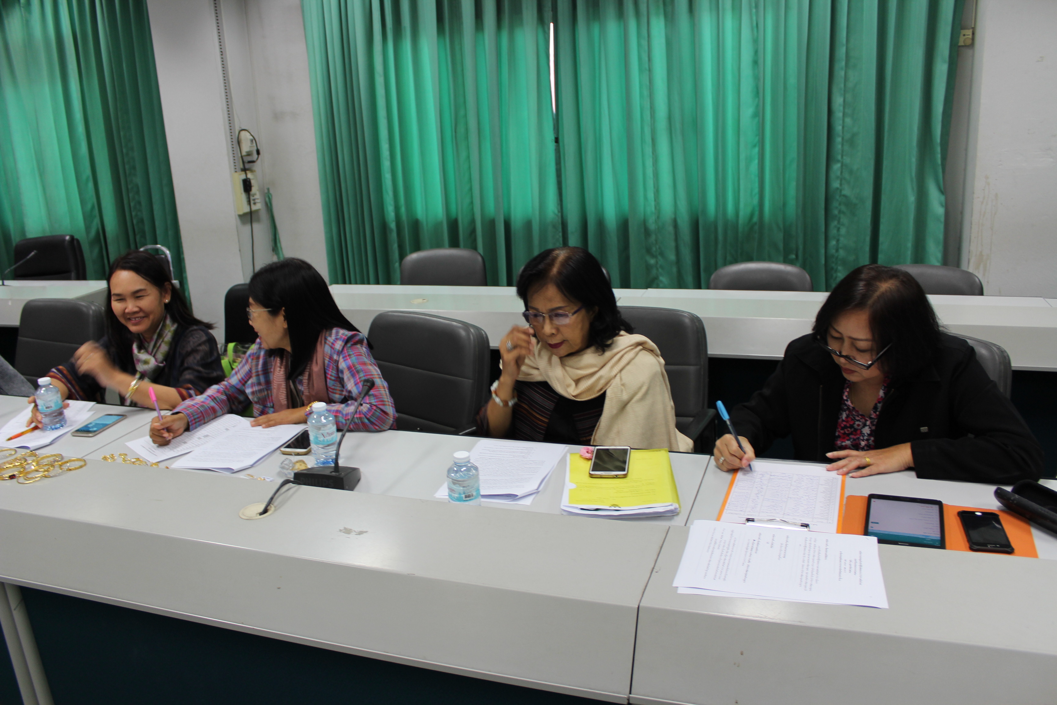 “ พัฒนาชุมชนขอนแก่นประชุมเจ้าหน้าที่ผู้รับผิดชอบงาน OTOP ระดับอำเภอ”