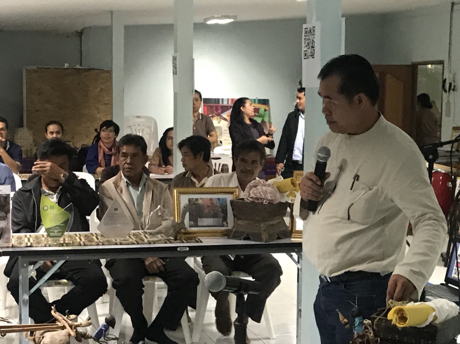 ผู้ตรวจราชการกรมการพัฒนาชุมชน เขตตรวจราชการที่ 12 ลงพื้นที่ขอนแก่น ตรวจเยี่ยมโรงเรียน OTOP แห่งเดียวในภาคอีสาน