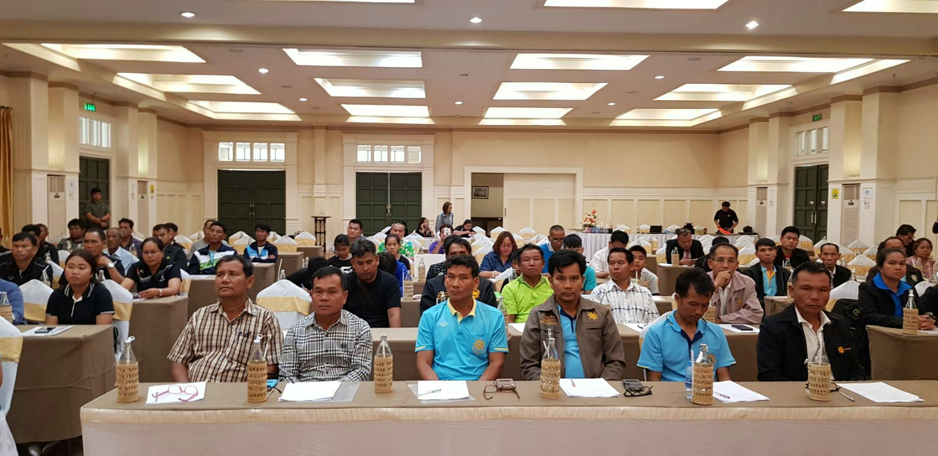 พช.ขอนแก่น พร้อมคณะกรรมการกองทุนแม่ของแผ่นดิน  เข้าร่วมโครงการ ขับเคลื่อนงานหมู่บ้าน/ชุมชน เพื่อพัฒนาเป็นหมู่บ้าน/ชุมชน ที่สามารถถ่ายทอดองค์ความรู้
