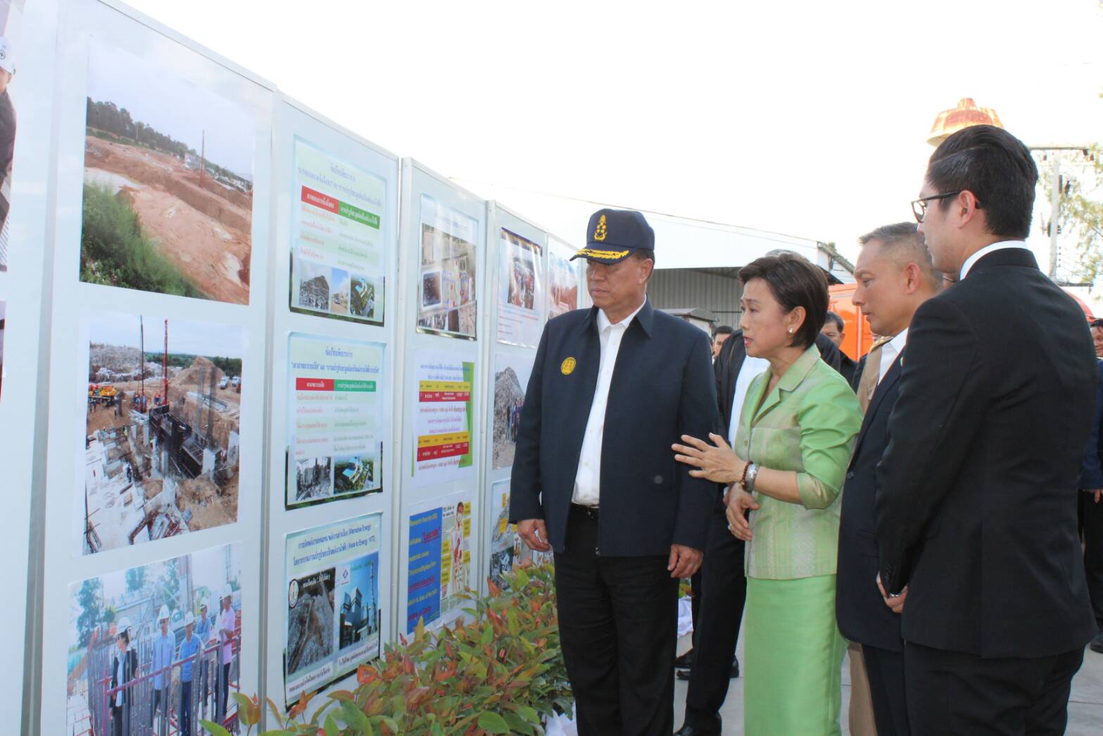 ?พช.ขอนแก่น ต้อนรับ รัฐมนตรีว่าการกระทรวงมหาดไทย  และอธิบดีกรมการพัฒนาชุมชน พร้อมคณะ?