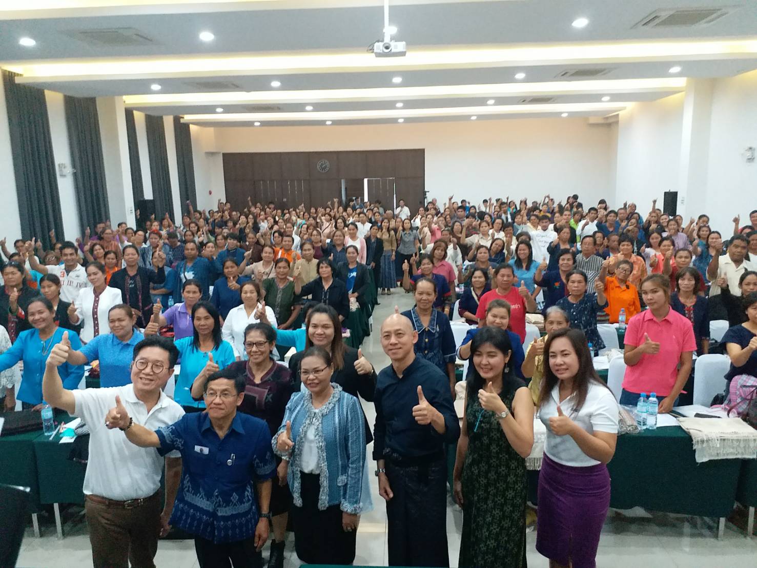 พัฒนาการจังหวัดขอนแก่น เป็นประธาเปิดเปิดโครงการยกระดับผ้าทออีสานสู่สากล