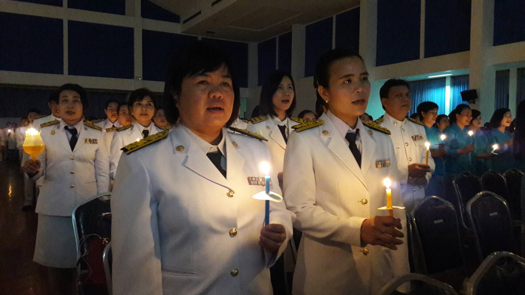 ?พช.ขอนแก่น ร่วมพิธีถวายเครื่องราชสักการะและพิธีจุดเทียนถวายพระพรชัยมงคล สมเด็จพระนางเจ้าสิริกิติ์ พระบรมราชินีนาถ ในรัชกาลที่ 9?