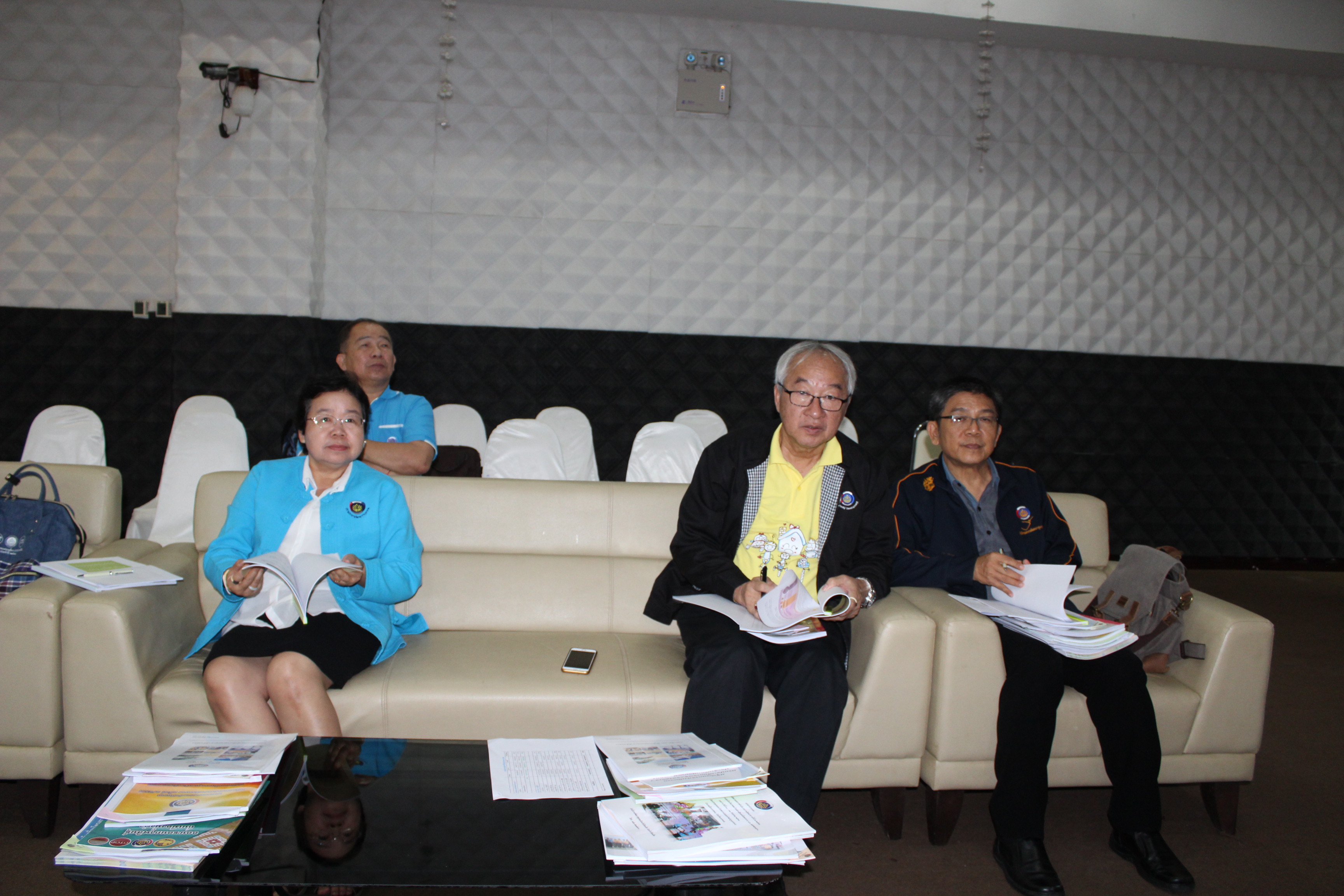 พช. ขอนแก่น ร่วมประชุมเชิงปฏิบัติการ ตรวจติดตามผลการดำเนินงานของหน่วยรับตรวจรายไตรมาสครั้งที่ 2/2561 (วันที่ 2)