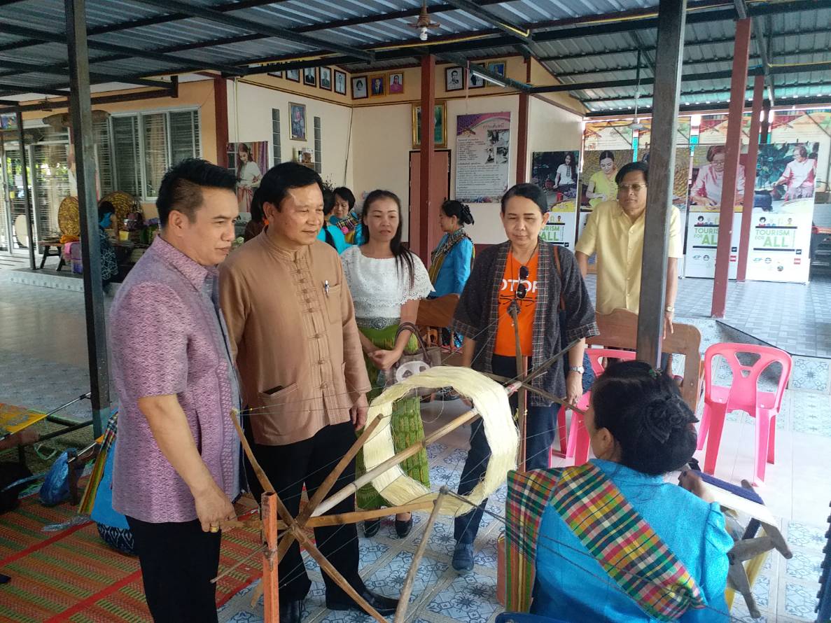 รองอธิบดีกรมการพัฒนาชุมชน ติดตามชุมชนท่องเที่ยว OTOP นวัตวิถีต้นแบบ ณ บ้านหัวฝาย อ.ชนบท จ.ขอนแก่น