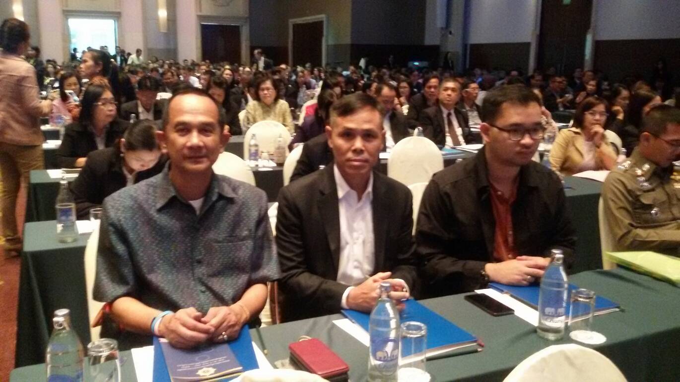 พช.ขอนแก่น ร่วมประชุมเชิงปฏิบัติการเพื่อชี้แจงแผนปฏิบัติการป้องกัน ปราบปราม และบำบัดรักษายาเสพติด ปี 2562