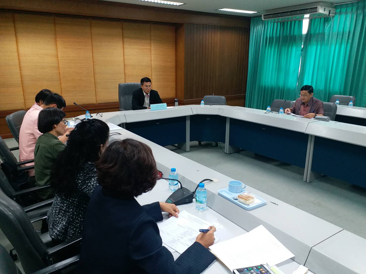 พจ.ขอนแก่น ร่วมประชุมคณะกรรมการรับการตรวจประเมินเพื่อขอรับรองจังหวัดขอนแก่นเป็นนครแห่งผ้ามัดหมี่โลก