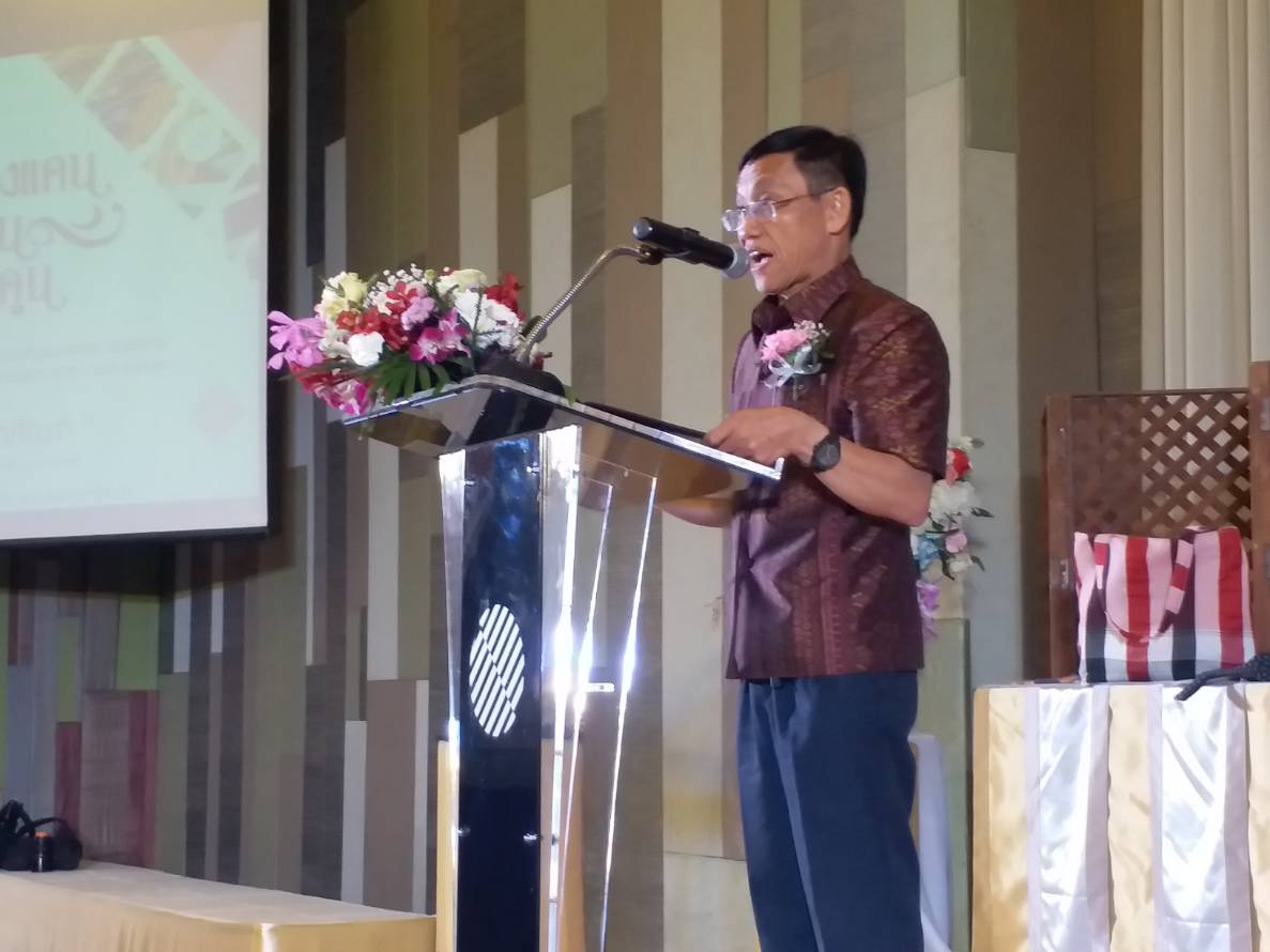 ขอนแก่น โชว์ผลงานการพัฒนาผลิตภัณฑ์กลุ่ม D ประเภทผ้าและเครื่องแต่งกาย วิถีนุ่งหุ่ม” ผ้าเมืองแคน แดนดอกคูณ “ตามโครงการชุมชนท่องเที่ยว OTOP นวัตวิถี ภายใต้โครงการไทยนิยม ยั่งยืน