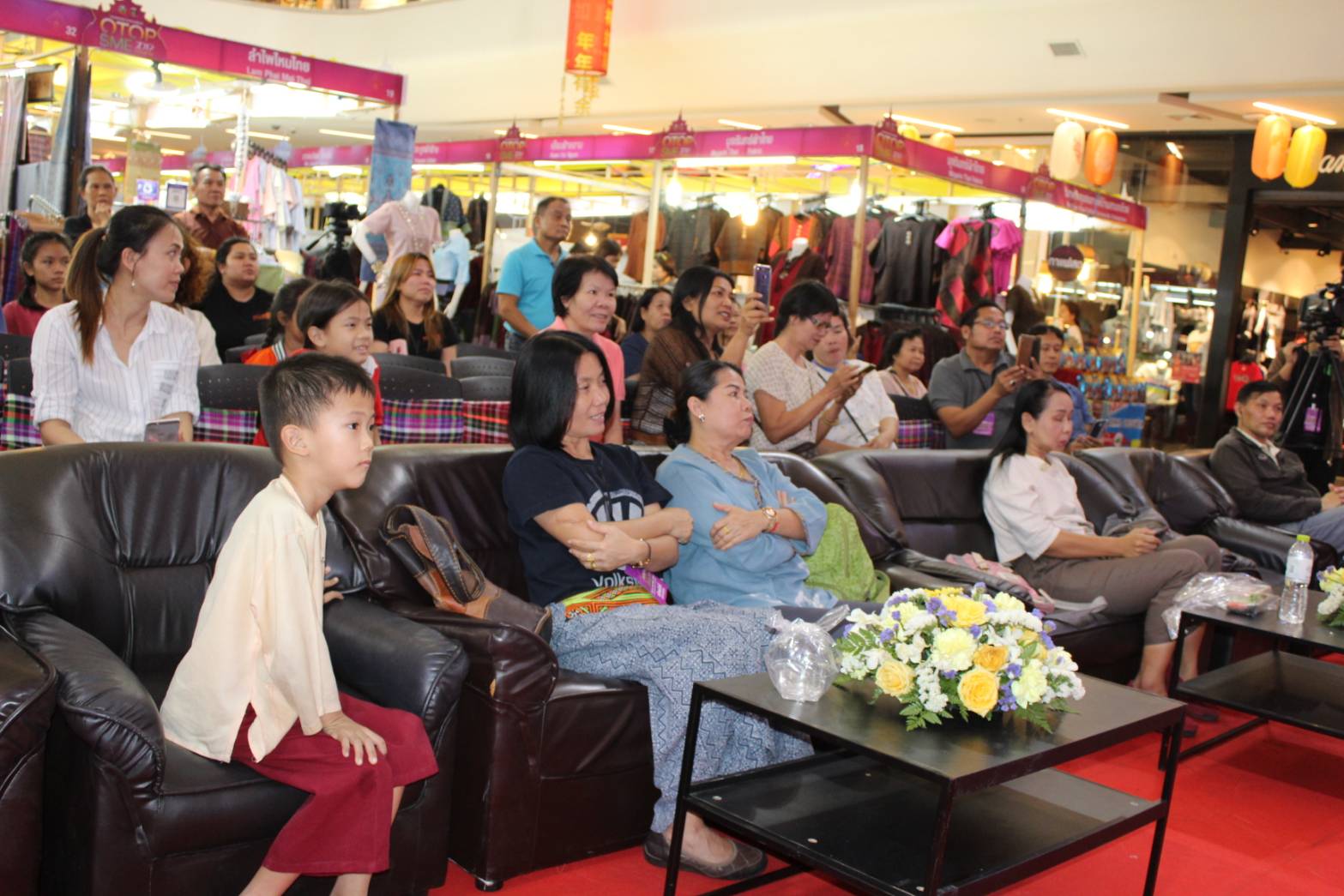 ? พช.ขอนแก่น จัดงานแสดงและจำหน่ายสินค้า OTOP SMEs จังหวัดขอนแก่น ปี 2562 ณ จังหวัดลำปาง?️