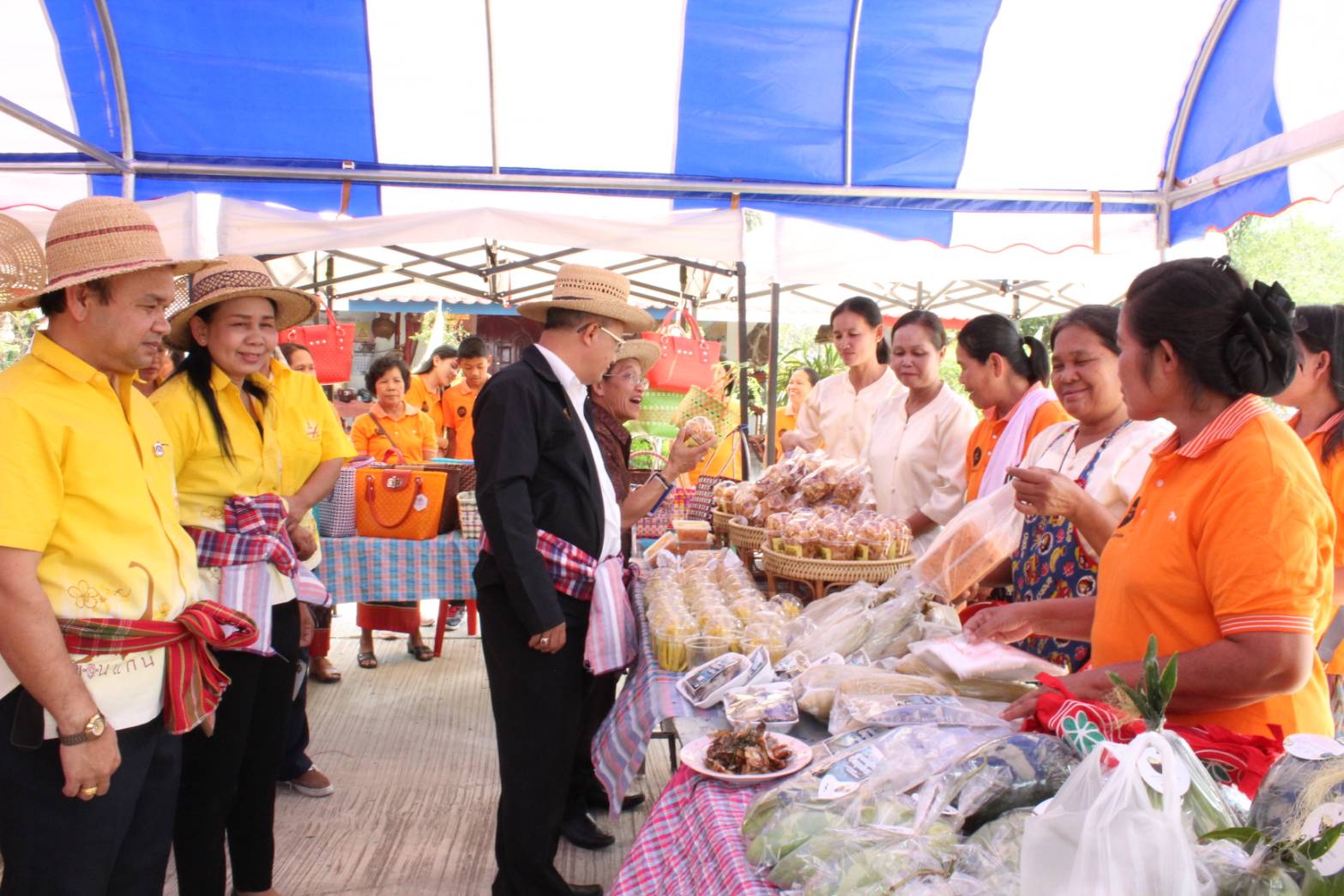 ?รองอธิบดีกรมการพัฒนาชุมชน ตรวจติดตามการดำเนินงานโครงการชุมชนท่องเที่ยว OTOP นวัตวิถี บ้านป่าเหลื่อม อ.เมืองขอนแก่น?️
