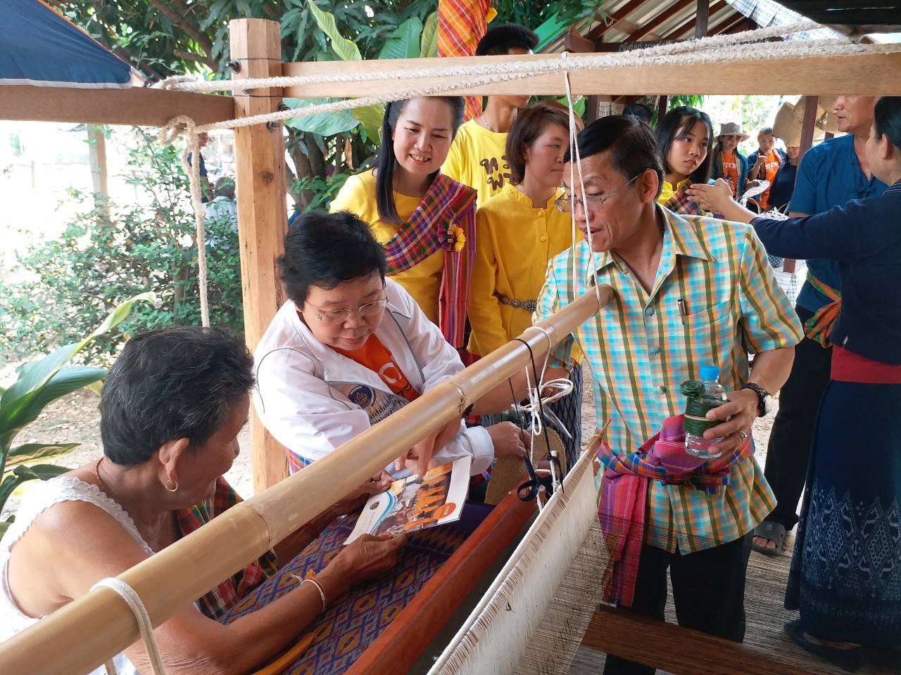 ?ผู้ตรวจราชการกรมการพัฒนาชุมชน   ลงพื้นที่ตรวจราชการ การดำเนินงานชุมชนท่องเที่ยว OTOP นวัตวิถี  บ้านดงบัง  อ.เขาสวนกวาง  จ.ขอนแก่น?️