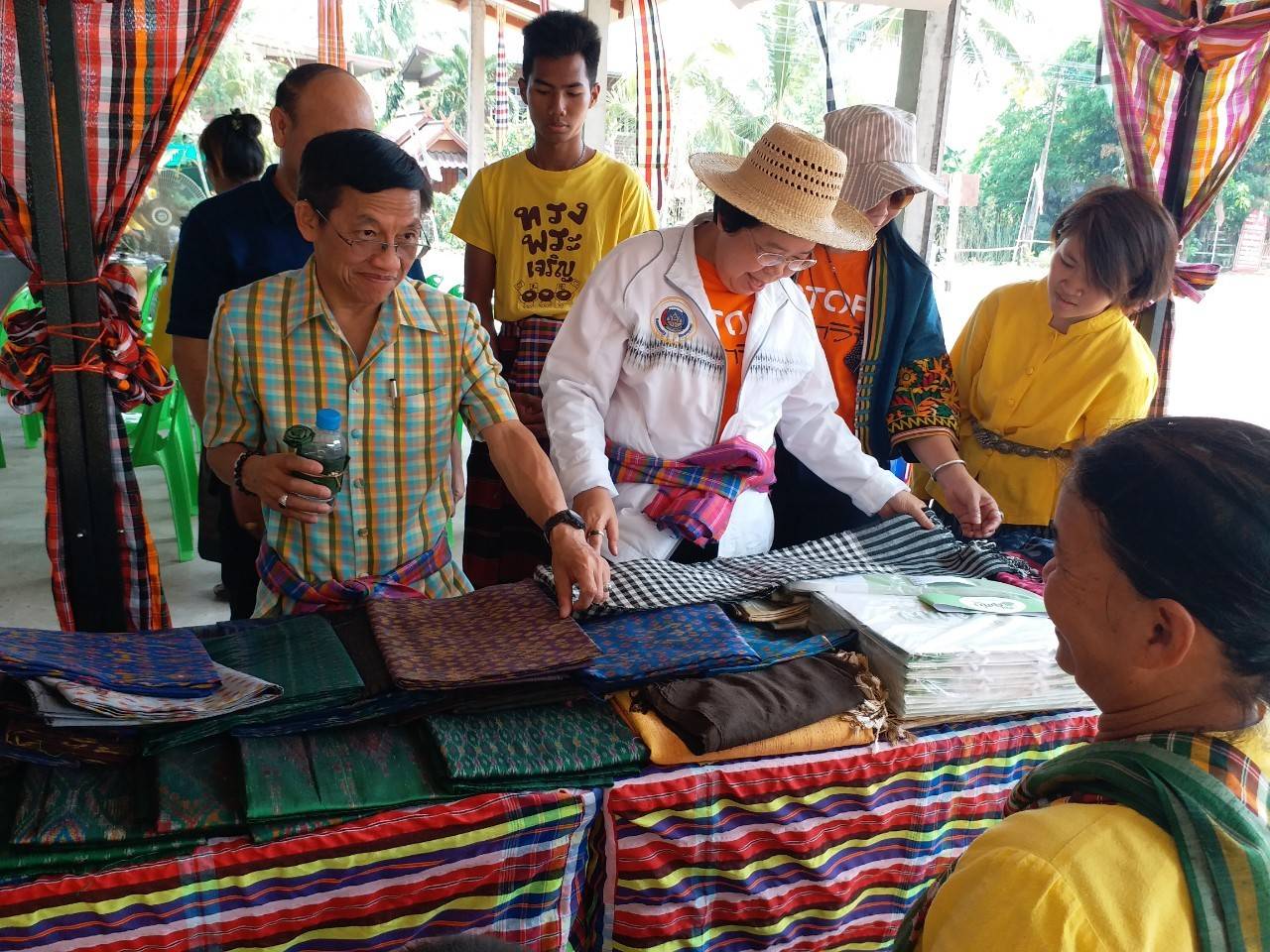 ?ผู้ตรวจราชการกรมการพัฒนาชุมชน   ลงพื้นที่ตรวจราชการ การดำเนินงานชุมชนท่องเที่ยว OTOP นวัตวิถี  บ้านดงบัง  อ.เขาสวนกวาง  จ.ขอนแก่น?️