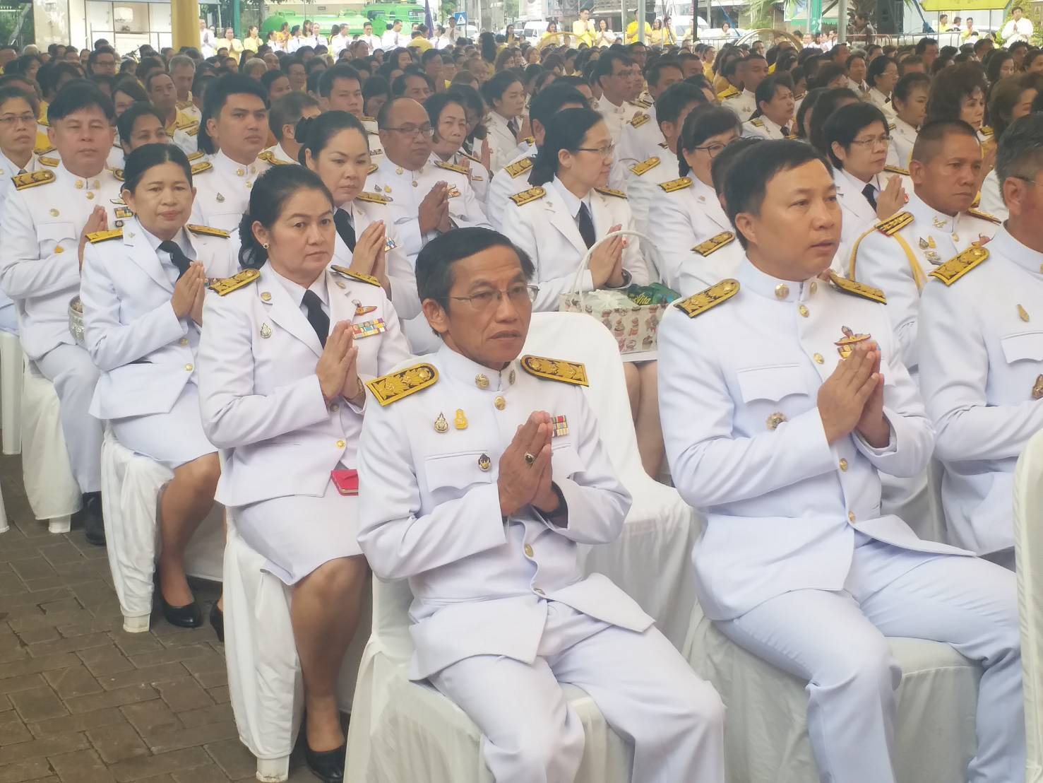จ.ขอนแก่น จัดพิธีทำบุญตักบาตรถวายเป็นพระราชกุศล เนื่องในโอกาสเฉลิมพระชนมพรรษาสมเด็จพระนางเจ้าสุทิดา พัชรสุธาพิมลลักษณ พระบรมราชินี
