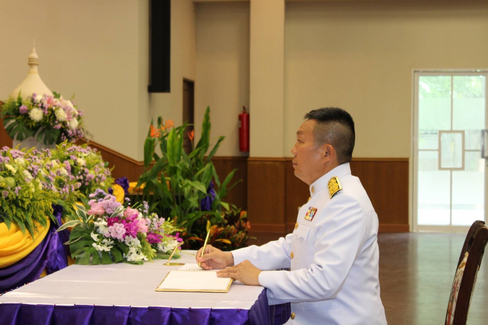 จ.ขอนแก่น จัดพิธีลงนามถวายพระพรชัยมงคล เนื่องในโอกาสเฉลิมพระชนมพรรษาสมเด็จพระนางเจ้าสุทิดา พัชรสุธาพิมลลักษณ พระบรมราชินี