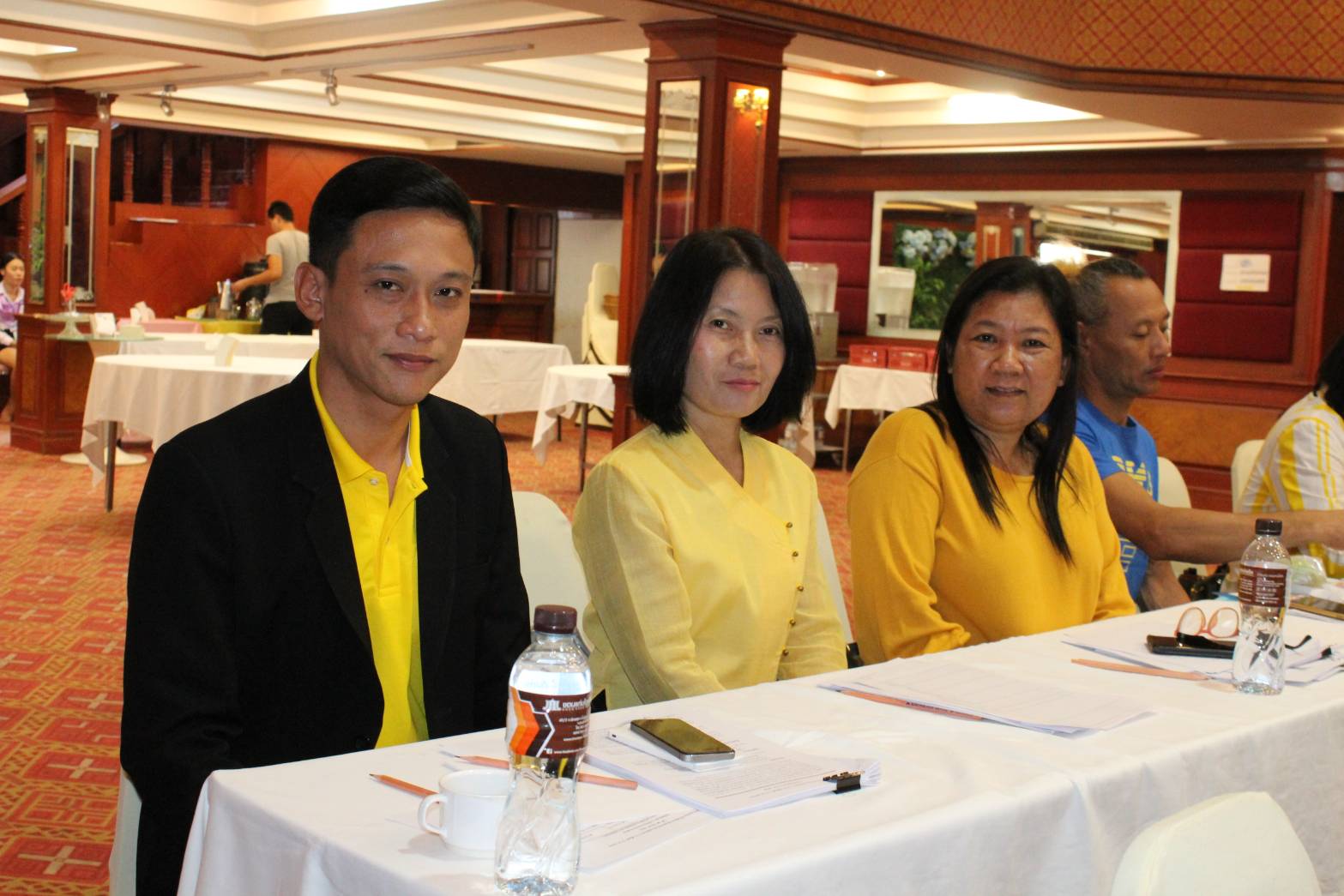  จังหวัดขอนแก่น จัดประชุมกลไกการขับเคลื่อนการจัดแสดงและจำหน่ายผลิตภัณฑ์ OTOP  เคลื่อนที่ OTOP Mobile