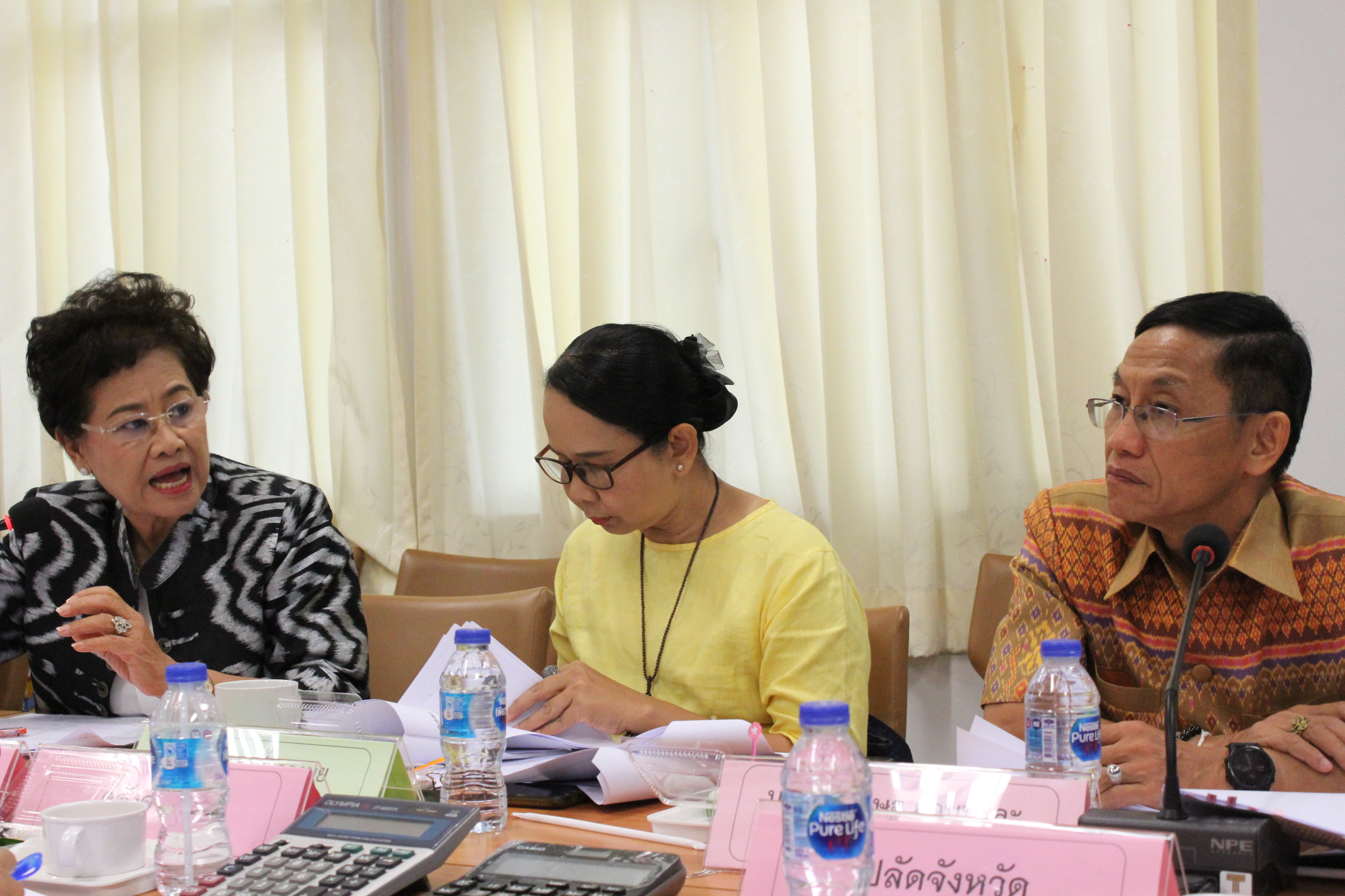 จังหวัดขอนแก่น ประชุมคณะอนุกรรมการบริหารกองทุนพัฒนาบทบาทสตรีจังหวัดขอนแก่น ครั้งที่ 7/2562
