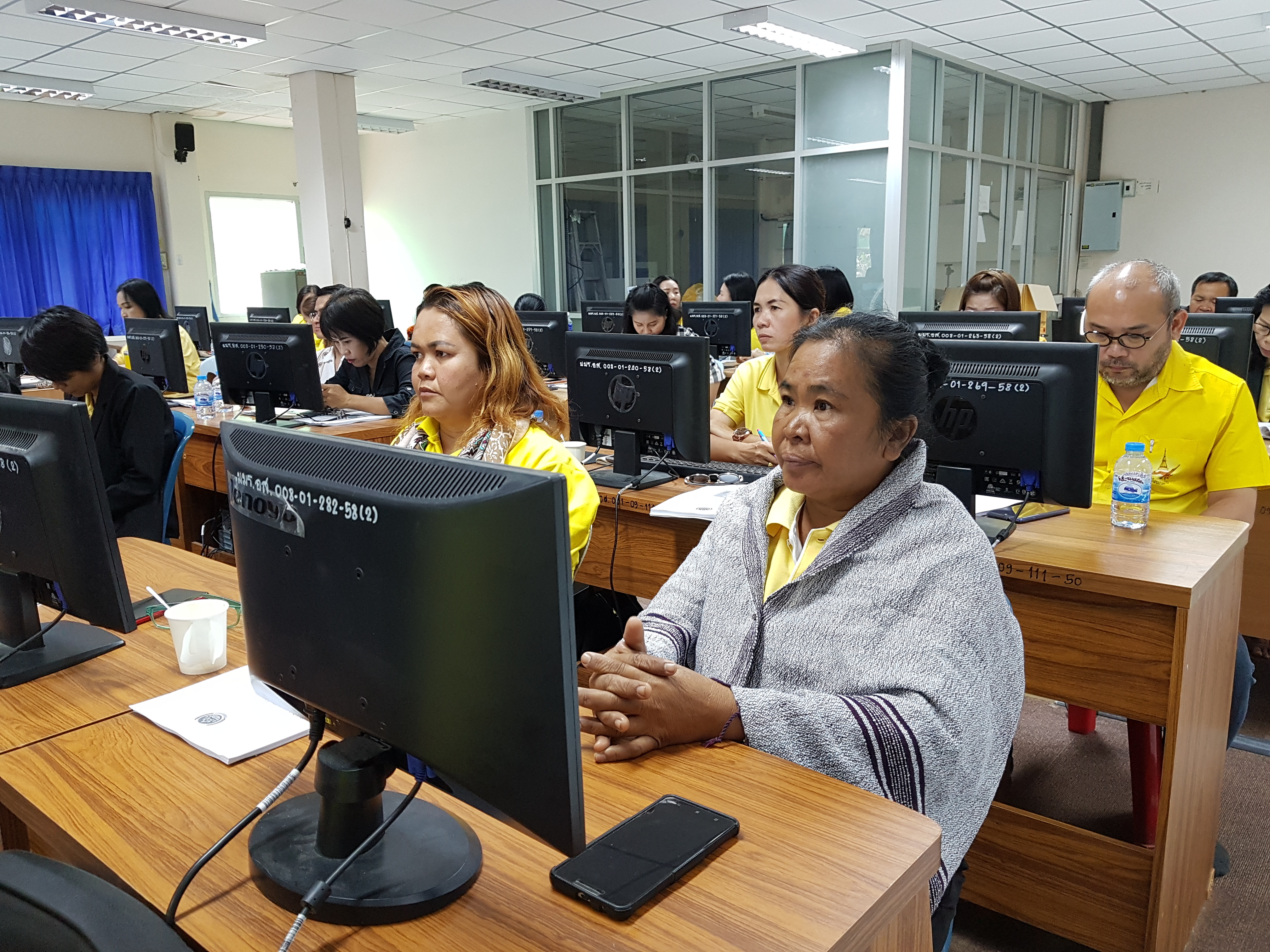 พช.ขอนแก่น เพิ่มทักษะการจำหน่ายสินค้า OTOP ในระบบ E-Commerce ให้แก่จนท.พช.และผู้ประกอบการ OTOP