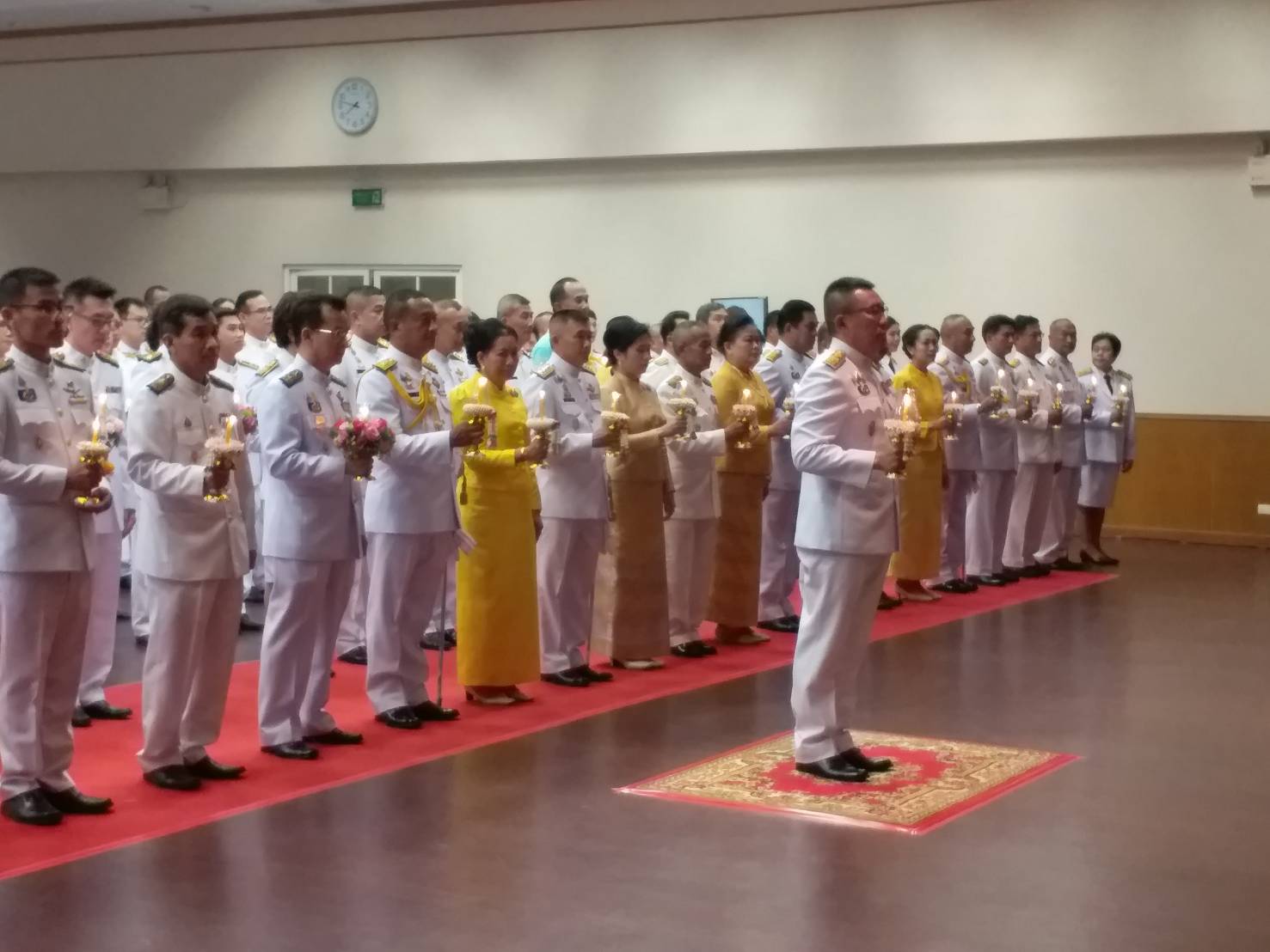 พช.ขอนแก่น ร่วมพิธีจุดเทียนเพื่อน้อมรำลึกในพระมหากรุณาธิคุณ พระบาทสมเด็จพระบรมชนกาธิเบศร มหาภูมิพลอดุลยเดชมหาราช บรมนาถบพิตร