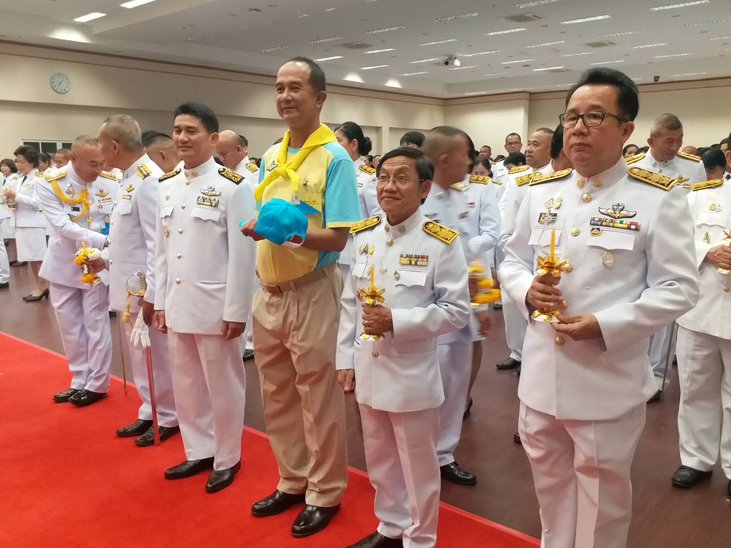 พช.ขอนแก่น ร่วมพิธีจุดเทียนเพื่อน้อมรำลึกในพระมหากรุณาธิคุณ พระบาทสมเด็จพระบรมชนกาธิเบศร มหาภูมิพลอดุลยเดชมหาราช บรมนาถบพิตร