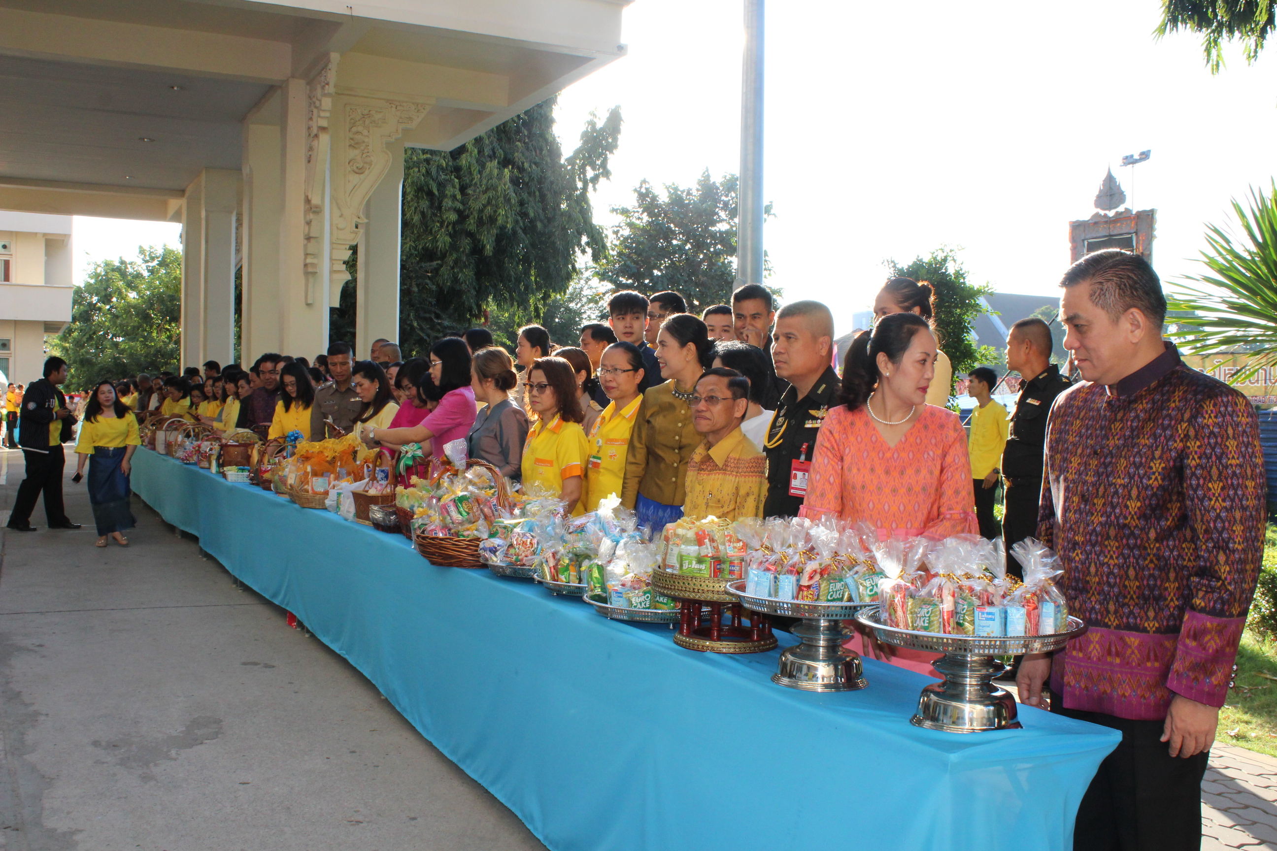 จังหวัดขอนแก่น จัดกิจกรรมครบรอบ 1 ปี ขอนแก่น : เมืองหัตถกรรมโลกแห่งผ้ามัดหมี่และพิธีลงนามบันทึกข้อตกลงความร่วมมือ (MOU) โครงการ “สืบสาน อนุรักษ์ศิลป์ ผ้าถิ่นไทย ดำรงไว้ในแผ่นดิน”