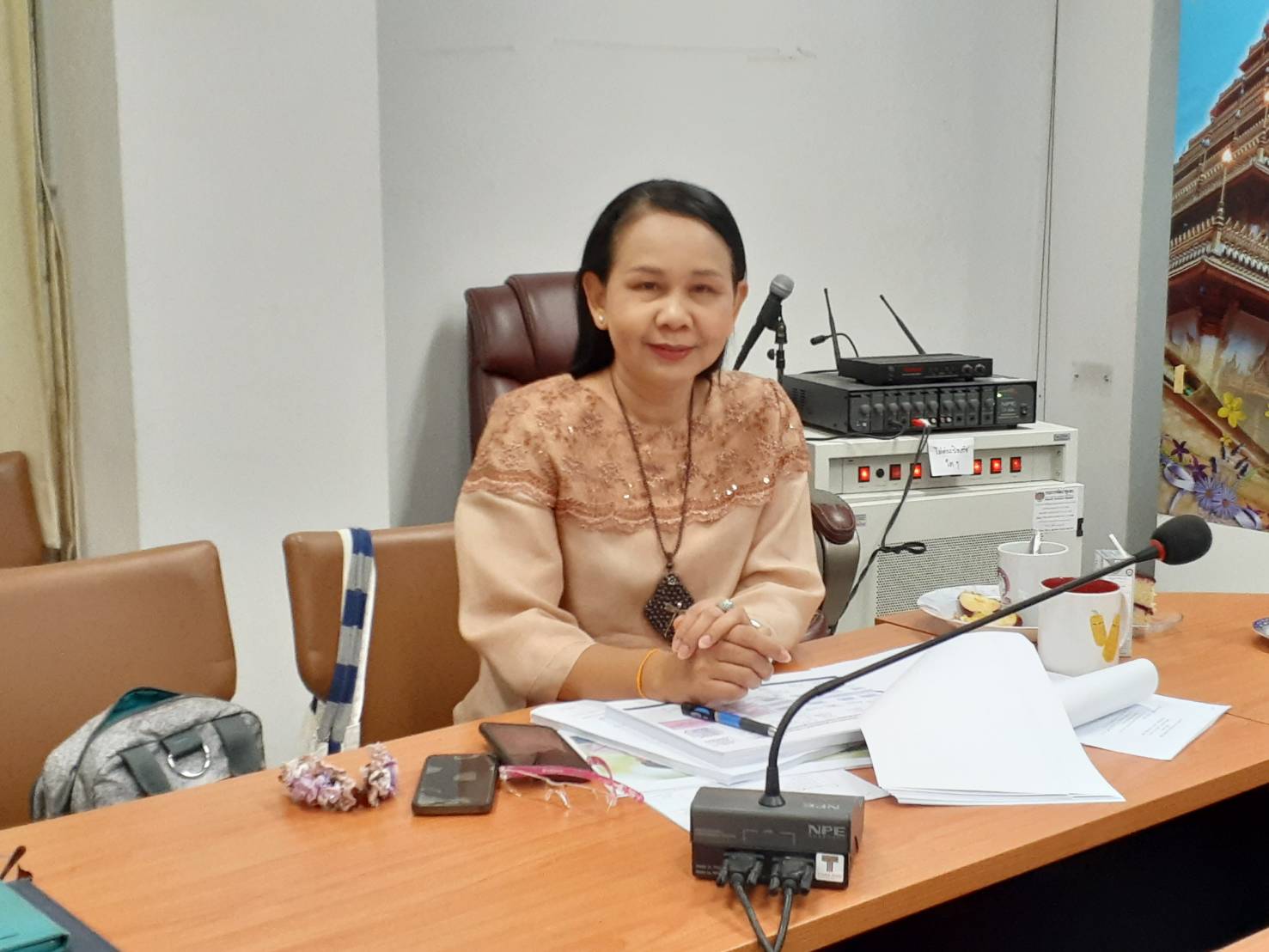 ? พช.ขอนแก่น : ร่วมรับชมรับฟังการประชุมกรมการพัฒนาชุมชน ครั้งที่ 1/2563 ?