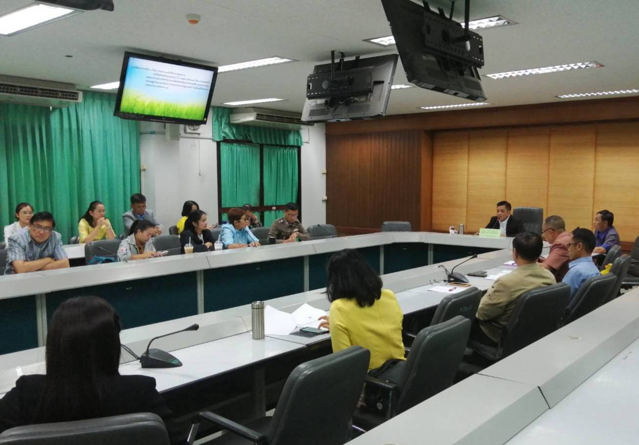 ? พช.ขอนแก่น ร่วมประชุมคณะกรรมการจัดกิจกรรมเพื่อส่งเสริมการท่องเที่ยวและกระตุ้นเศรษฐกิจตามนโยบายของนายกรัฐมนตรี ในพื้นที่จังหวัดขอนแก่น ?