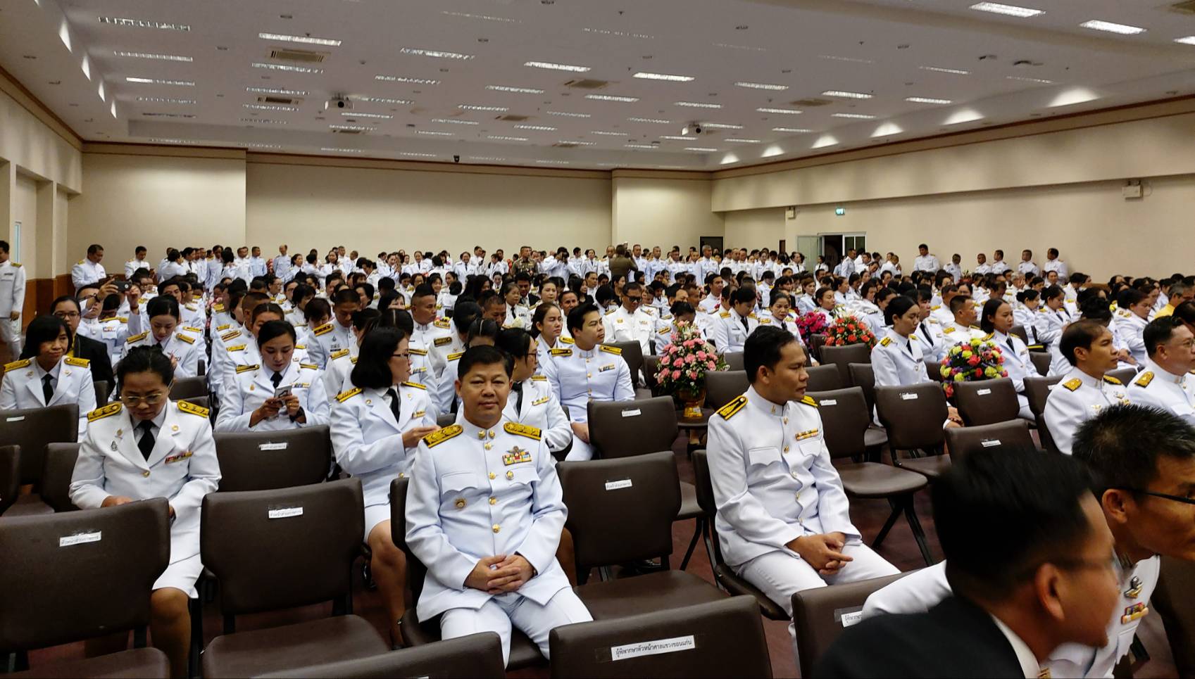? พช.ขอนแก่น ร่วมวางพานพุ่มดอกไม้สด ถวายเป็นราชสักการะ เนื่องในวันยุทธหัตถีของสมเด็จพระนเรศวรมหาราช ?