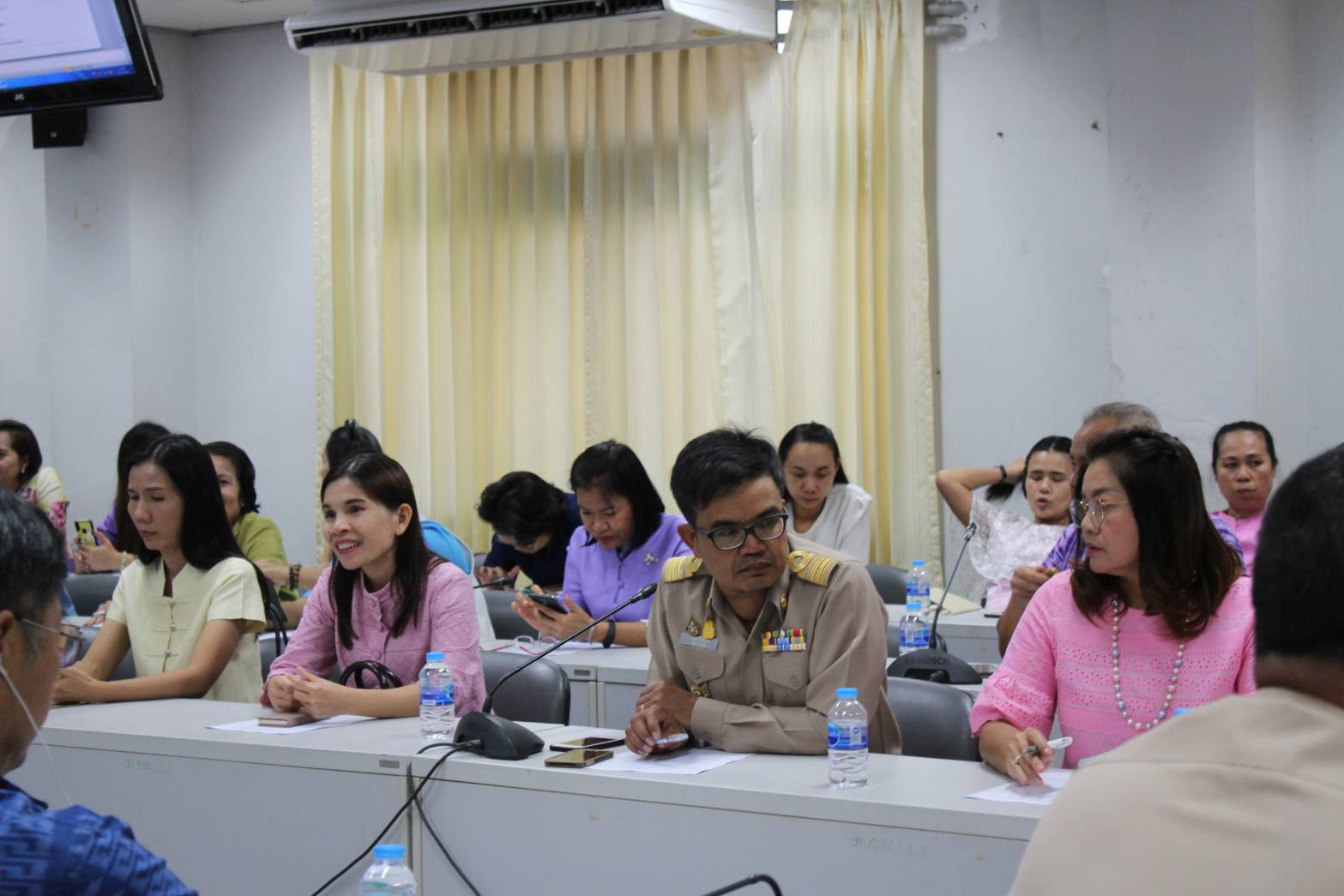 ? พช.ขอนแก่น จัดประชุมคณะกรรมการดำเนินโครงการ “ทอดผ้าป่าสมทบกองทุนแม่ของแผ่นดิน ระดับจังหวัด ประจำปี 2562” ?