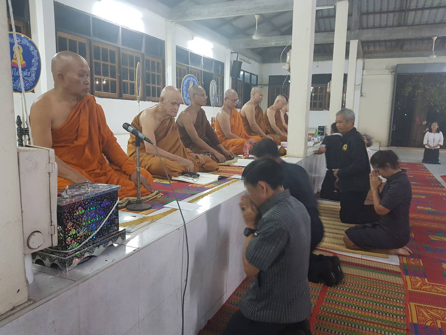 ?พช.ขอนแก่น ร่วมเป็นเจ้าภาพพิธีสวดพระอภิธรรมศพนายเมืองแมน เทพาจันทรักษ์ อดีตพัฒนาอำเภอเมืองขอนแก่น จังหวัดขอนแก่น?