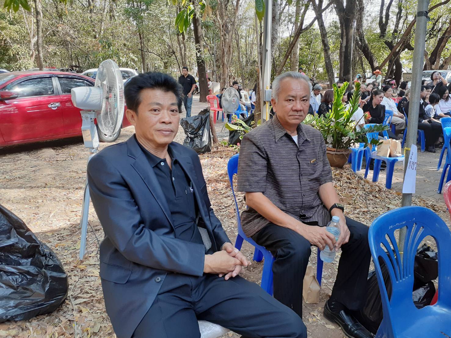 ?พช.ขอนแก่น ร่วมพิธีฌาปนกิจศพนายเมืองแมน เทพาจันทรักษ์ อดีตพัฒนาอำเภอเมืองขอนแก่น จังหวัดขอนแก่น?