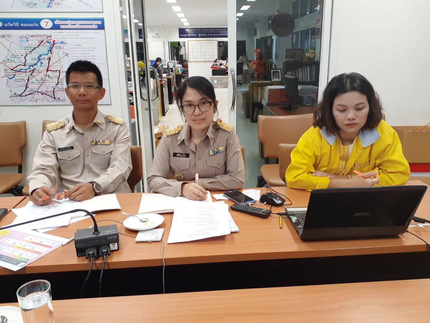 ? ผู้ตรวจราชการกรมการพัฒนาชุมชน (นางสาวชนมณัฐ รอดบุญธรรม) ร่วมรับฟังการประชุม Morning brief กรมการพัฒนาชุมชน ครั้งที่ 1/2563 ผ่าน TV พช.?