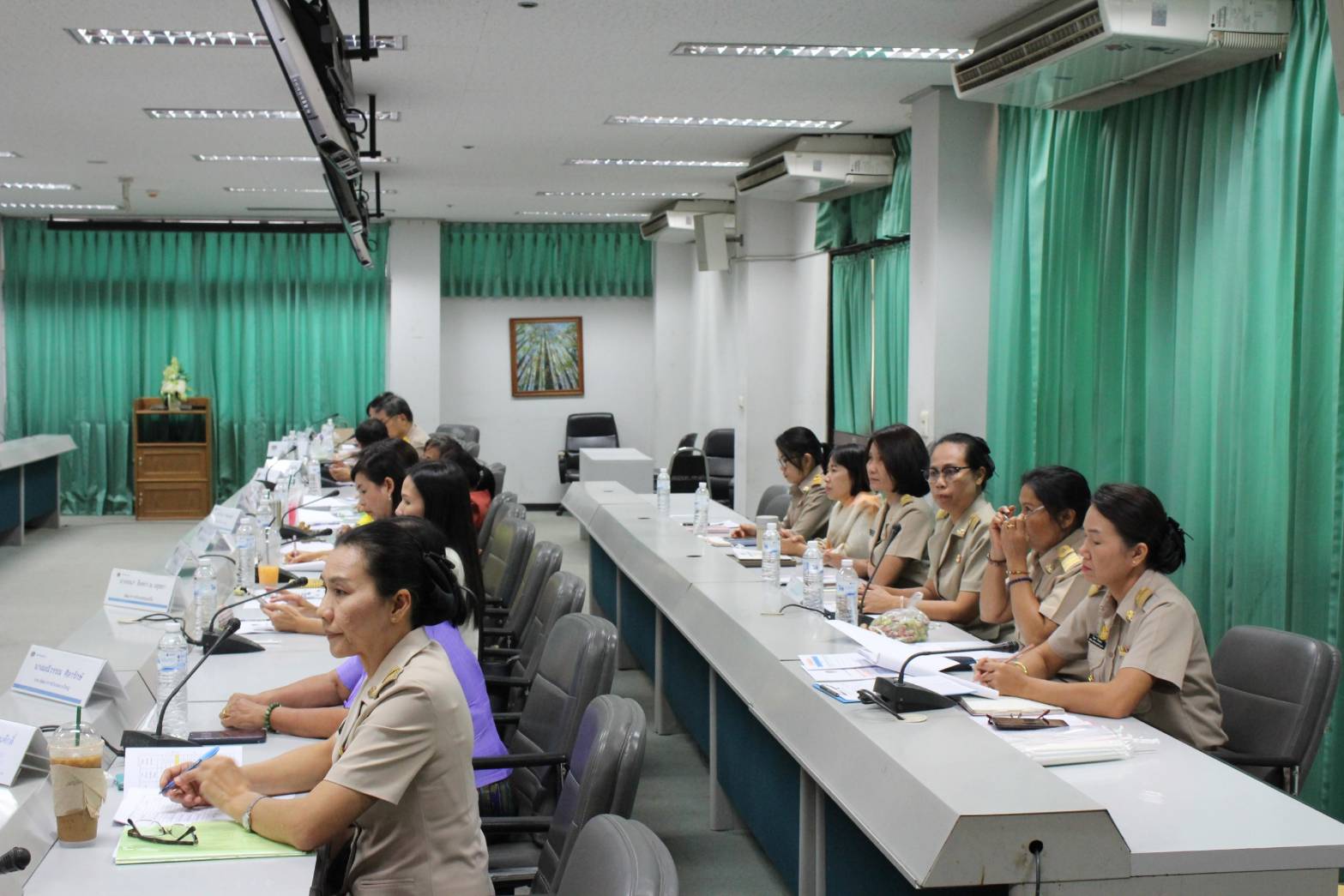 ? ผู้ตรวจราชการกรมการพัฒนาชุมชน (นางสาวชนมณัฐ รอดบุญธรรม) ตรวจราชการพื้นที่จังหวัดขอนแก่น ?