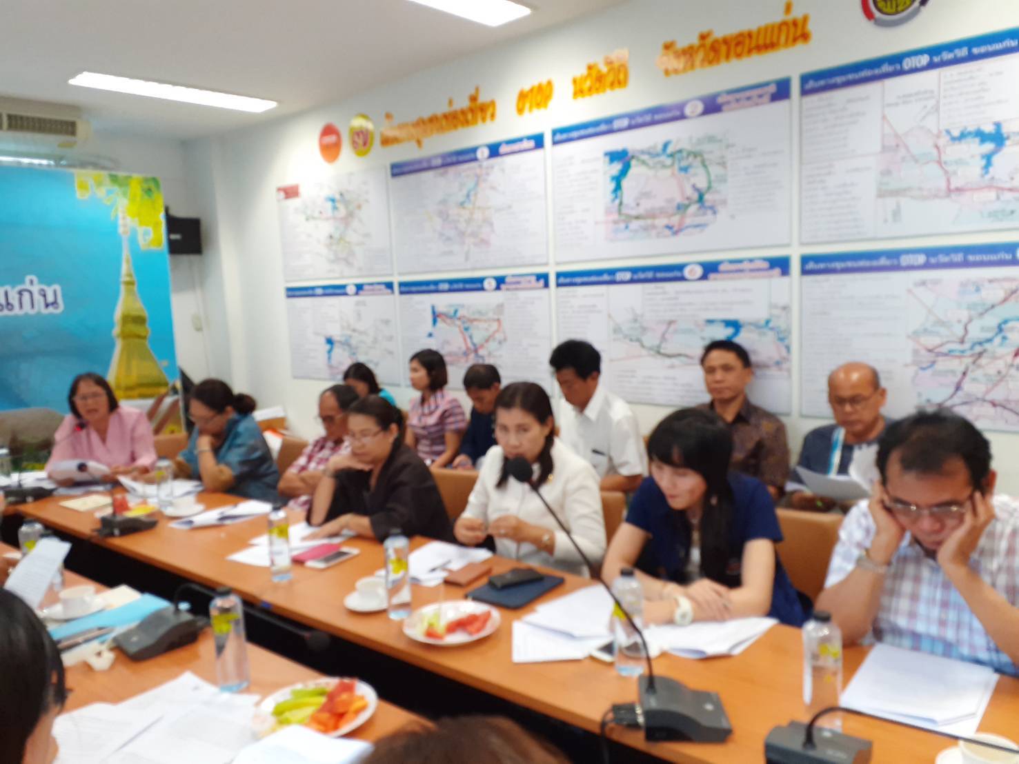 ? พช.ขอนแก่น จัดประชุมชี้แจงแนวทางการดำเนินกิจกรรมตามโครงการสร้างความมั่นคงด้านอาชีพและรายได้ตามหลักปรัชญาของเศรษฐกิจพอเพียง ?