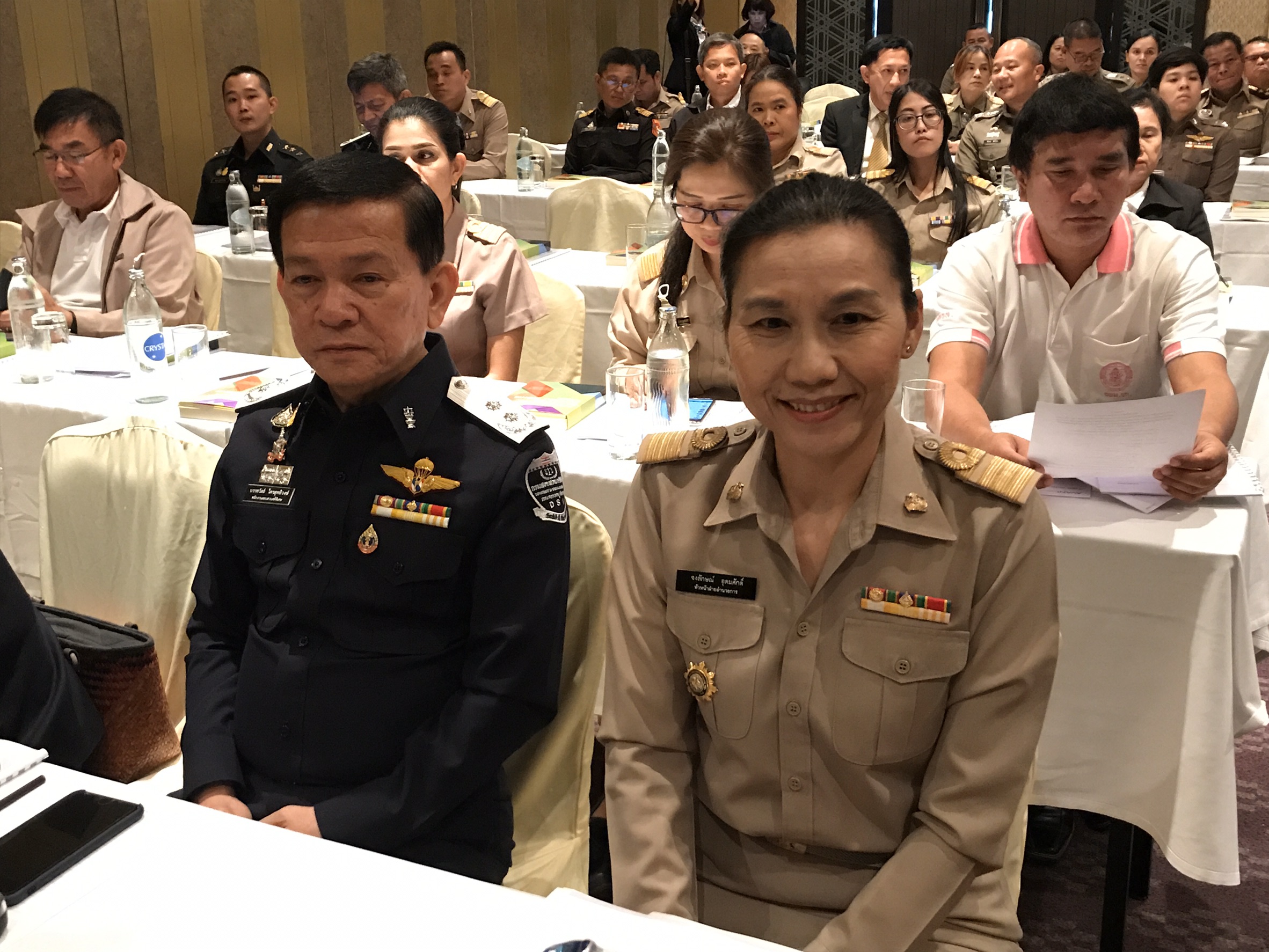 ? พช.ขอนแก่น ร่วมพิธีมอบเงินเยียวยาเหยื่ออาชญากรรมฯ และร่วมประชุมเชิงปฏิบัติการเพื่อวิพากษ์ร่างรายงานประเทศตามกติการะหว่างประเทศว่าด้วยสิทธิทางเศรษฐกิจ สังคม และวัฒนธรรม (ภาคตะวันออกเฉียงเหนือ) ?