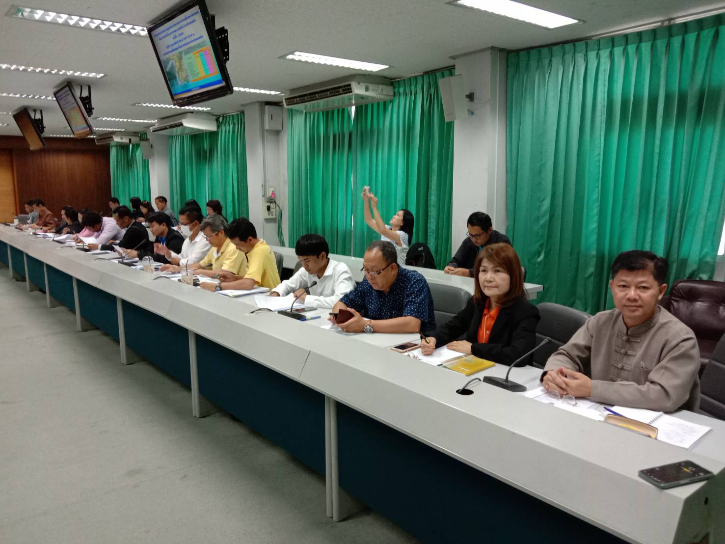 ? พช.ขอนแก่น ร่วมประชุมคณะกรรมการประสานงานการขับเคลื่อนและขยายผล โครงการอันเนื่องมาจากพระราชดำริ จังหวัดขอนแก่น ครั้งที่ 1/2563 ?