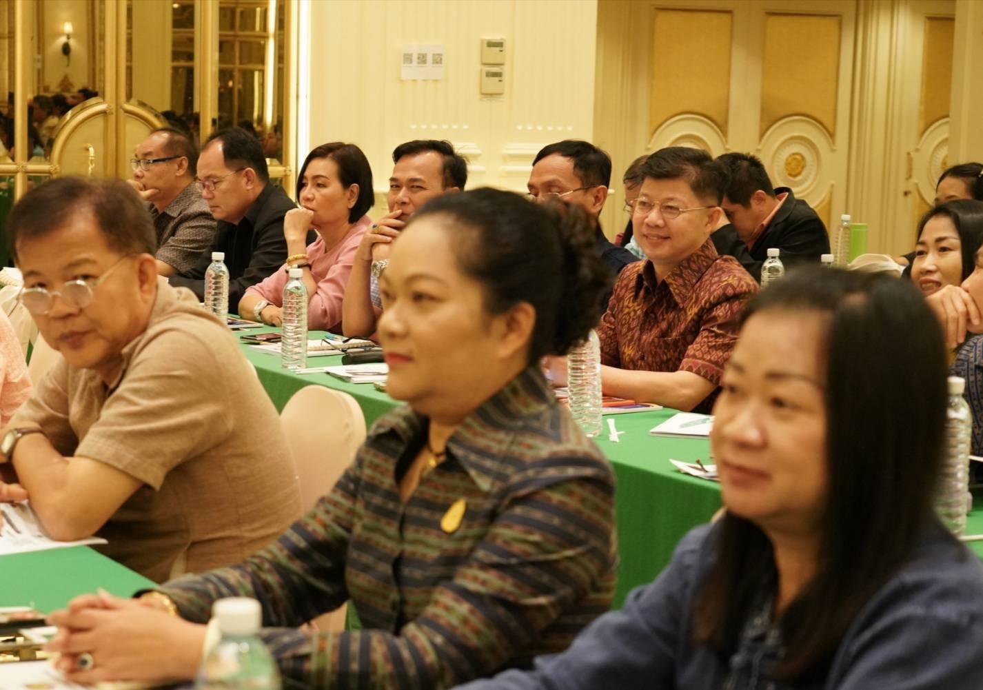 ? พช.ขอนแก่น : ร่วมประชุมเชิงปฏิบัติการการดำเนินงานตามมาตรการปรับปรุงประสิทธิภาพในการปฏิบัติราชการ ประจำปีงบประมาณ พ.ศ. 2563 ?