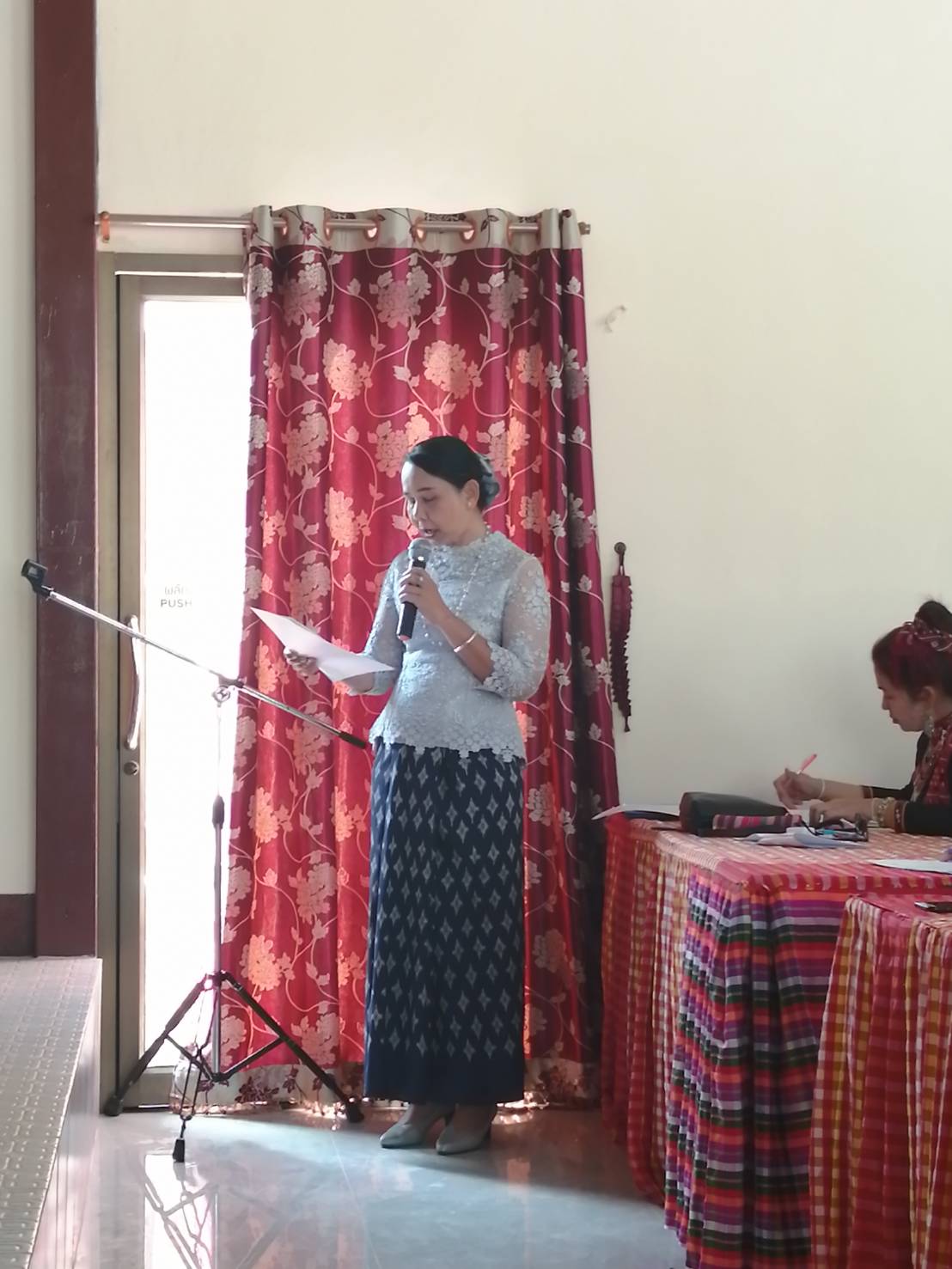 ? พช.ขอนแก่น : จัดประชุมเชิงปฏิบัติการ “คณะกรรมการพัฒนาสตรีภาค (กพสภ.) ส่งเสริมครัวเรือนสัมมาชีพชุมชน” ?