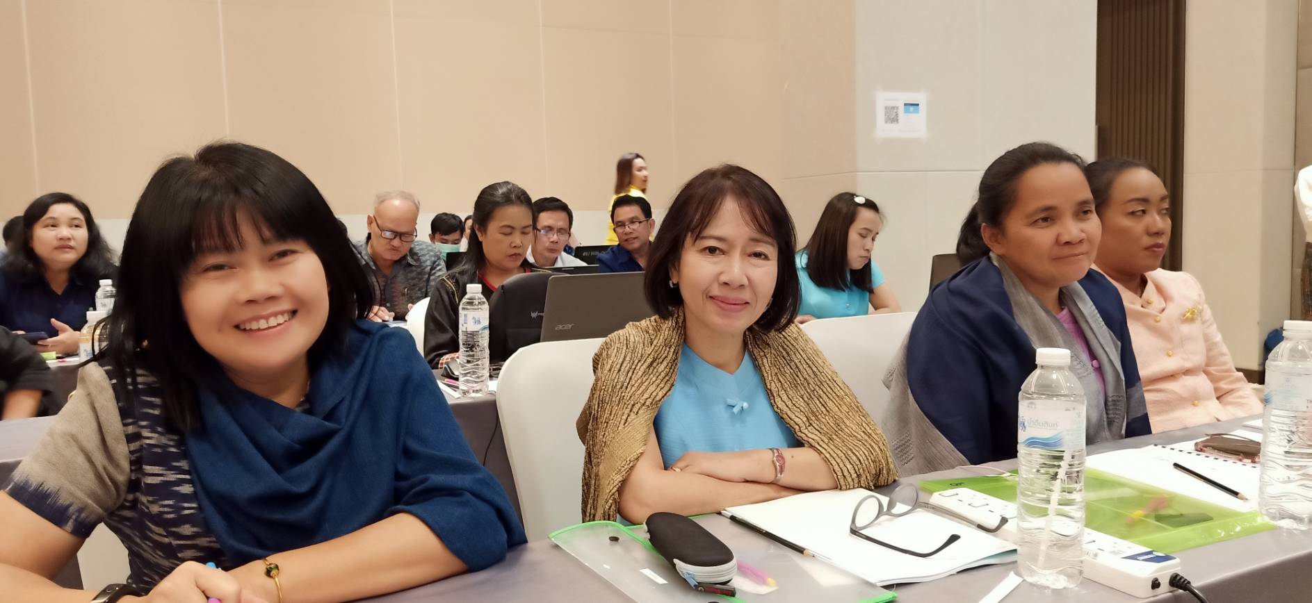? พช.ขอนแก่น : ร่วมประชุมโครงการสนับสนุนการจัดทำแผนและประสานแผนพัฒนาในระดับพื้นที่ กิจกรรมที่ 1 พัฒนาบุคลากรด้านการจัดทำสารสนเทศเพื่อการพัฒนาคุณภาพชีวิต (ครู ก) ?