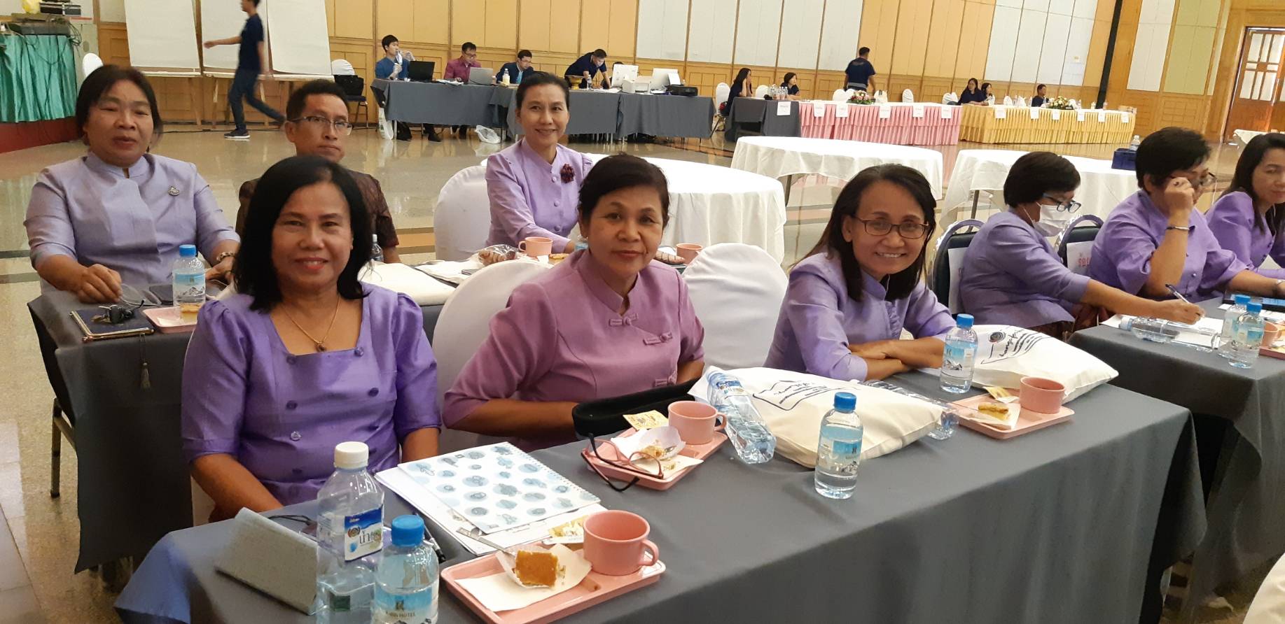 ? พช.ขอนแก่น : ร่วมโครงการประชุมเชิงปฏิบัติการการตรวจติดตามผลการดำเนินงานของหน่วยรับ ตรวจ รายไตรมาส ครั้งที่ 1/2563 เขตตรวจราชการกลุ่มจังหวัดภาคตะวันออกเฉียงเหนือ ตอนบน 1,2 และตอนกลาง ?